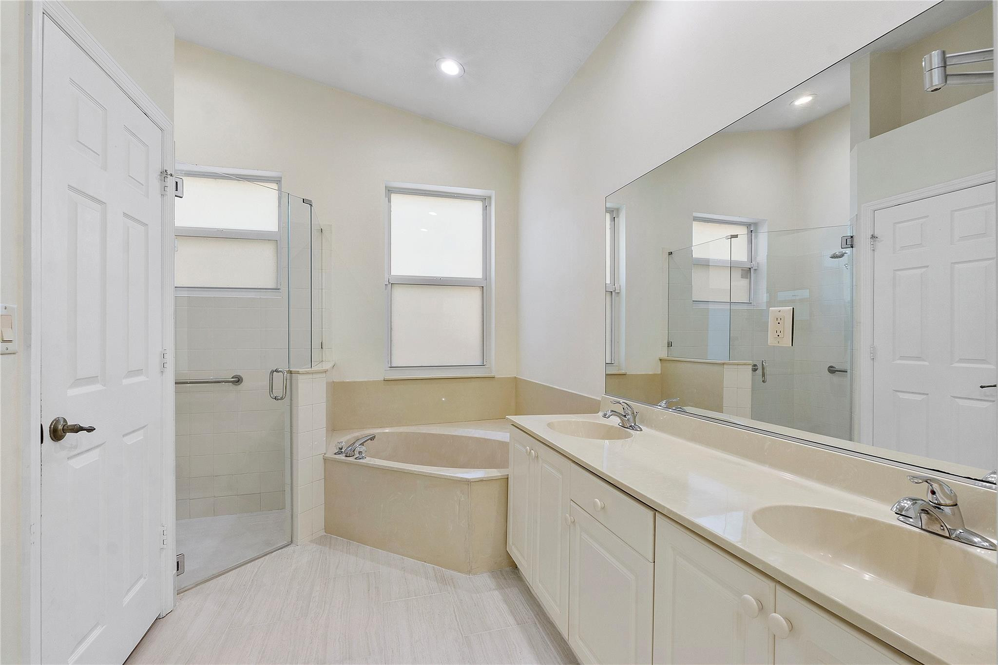 12117 NW 59th Street