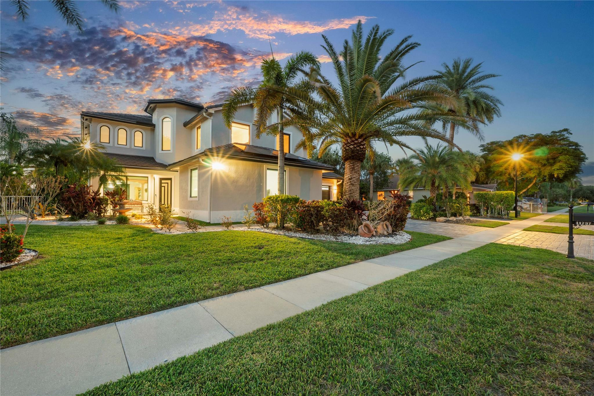 11737 Windsor Bay Place