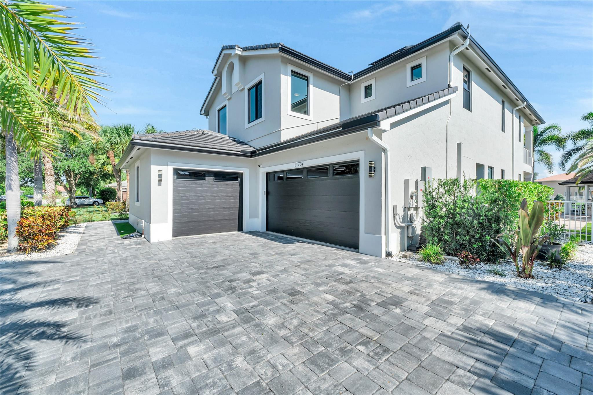 11737 Windsor Bay Place