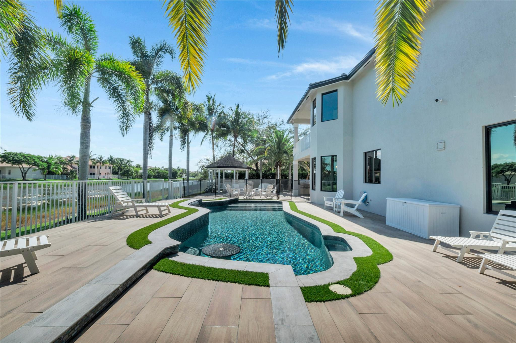 11737 Windsor Bay Place