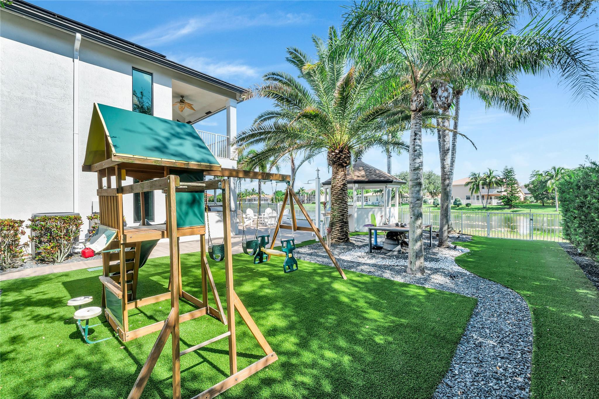 11737 Windsor Bay Place