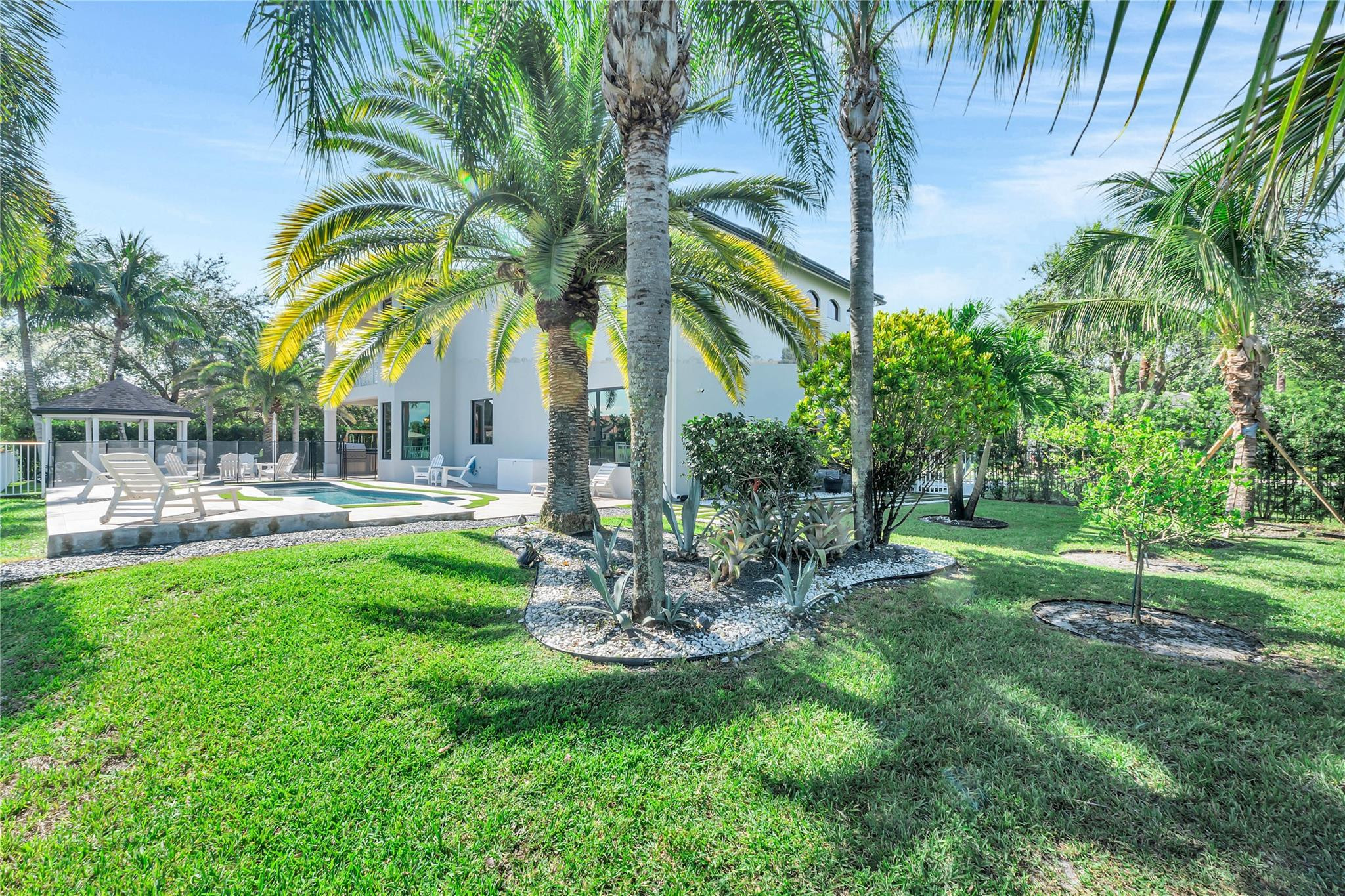 11737 Windsor Bay Place