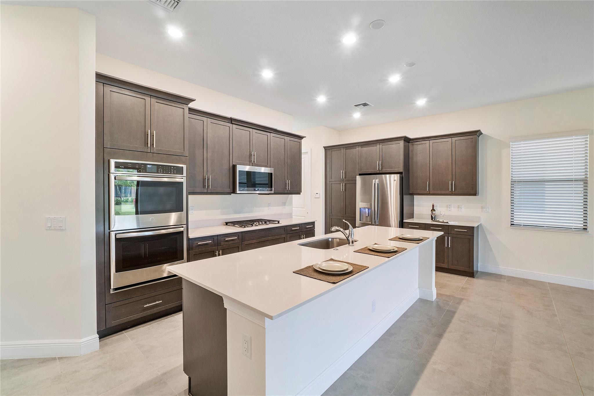 11785 S Waterway Circle