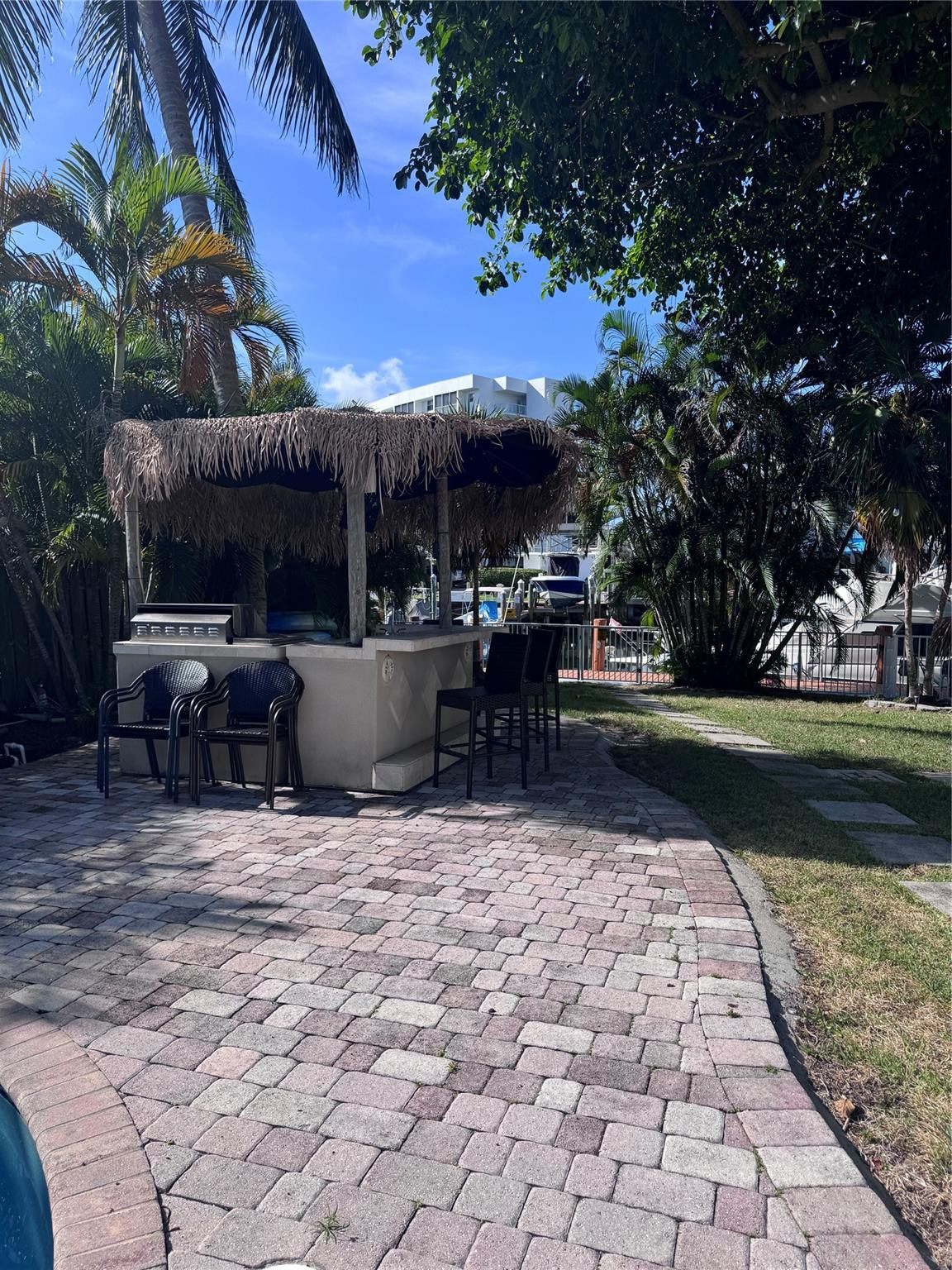 2700 NE 16th Street