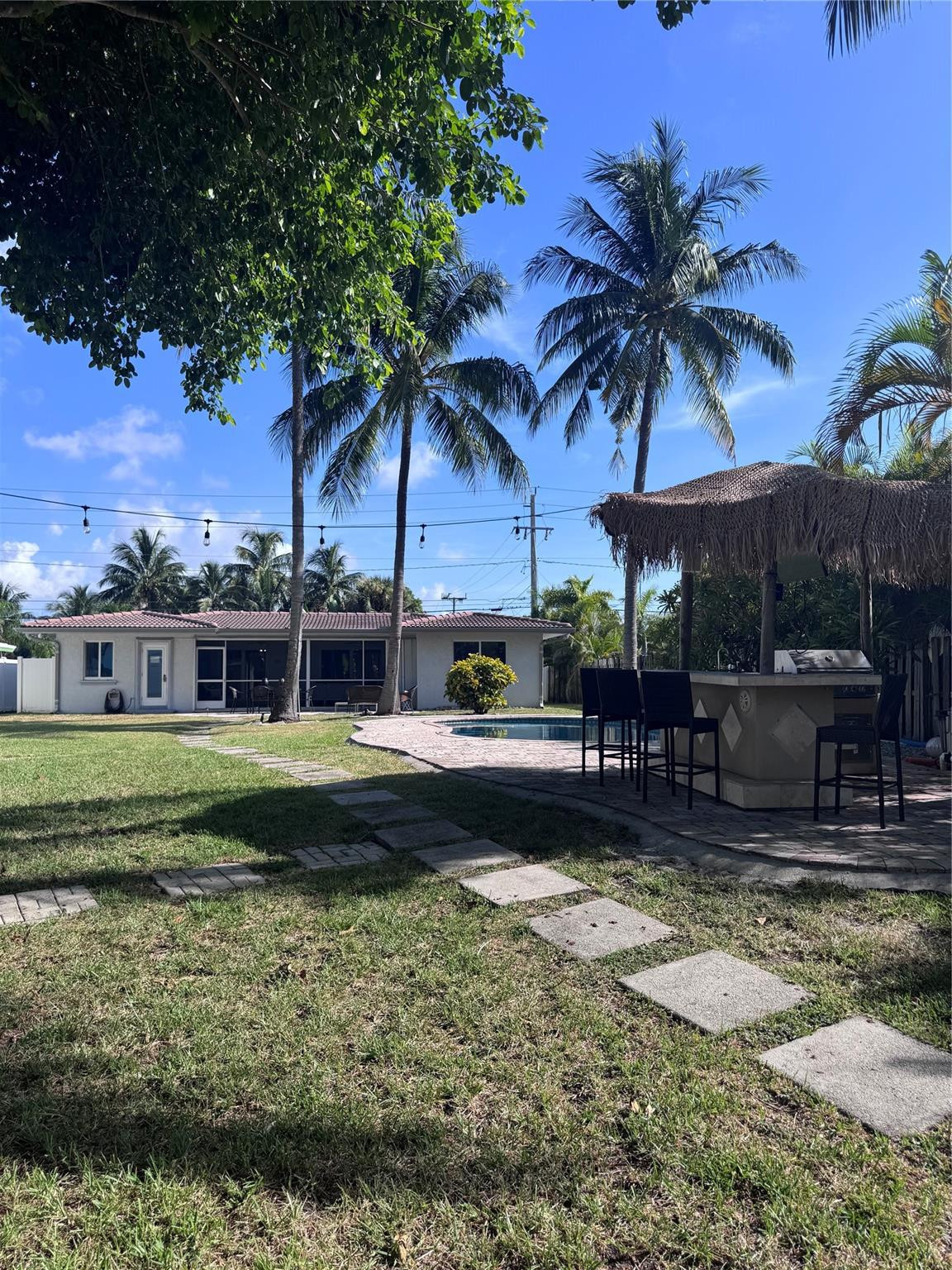 2700 NE 16th Street