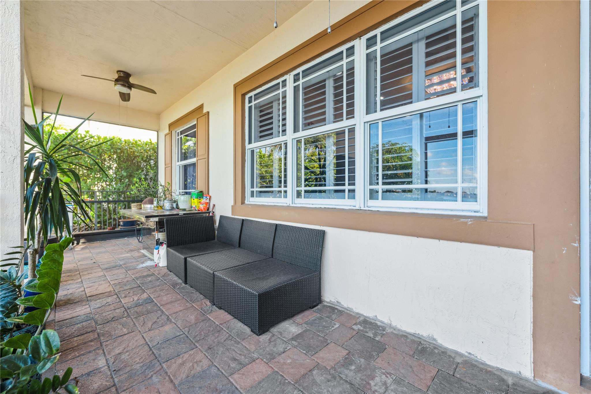 9725 Blue Isle