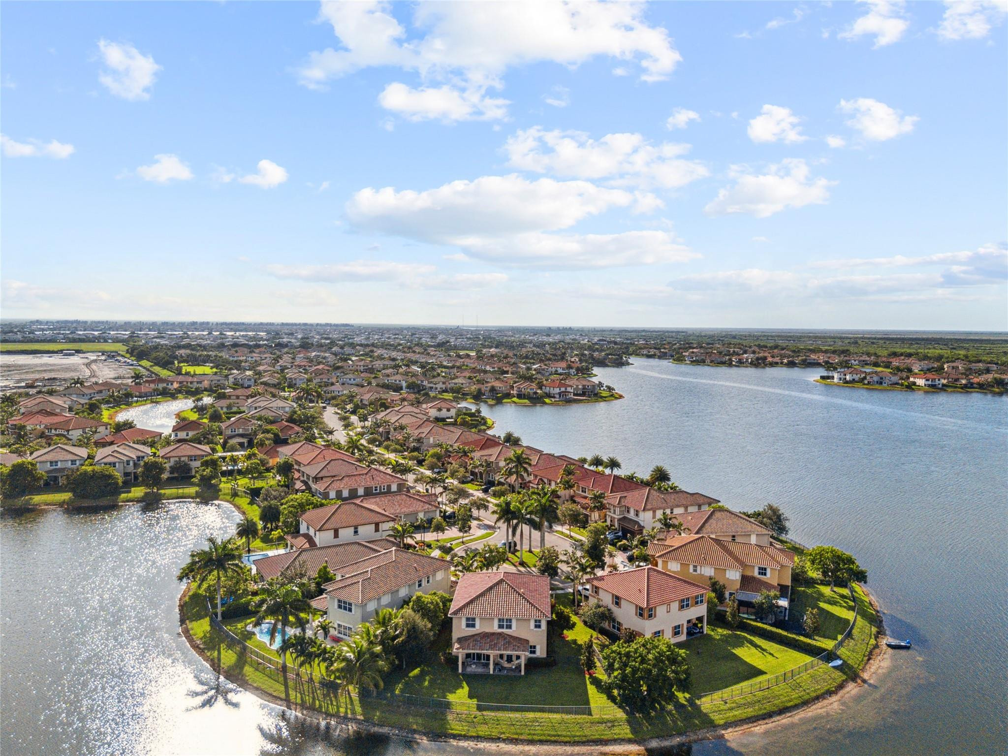 9725 Blue Isle