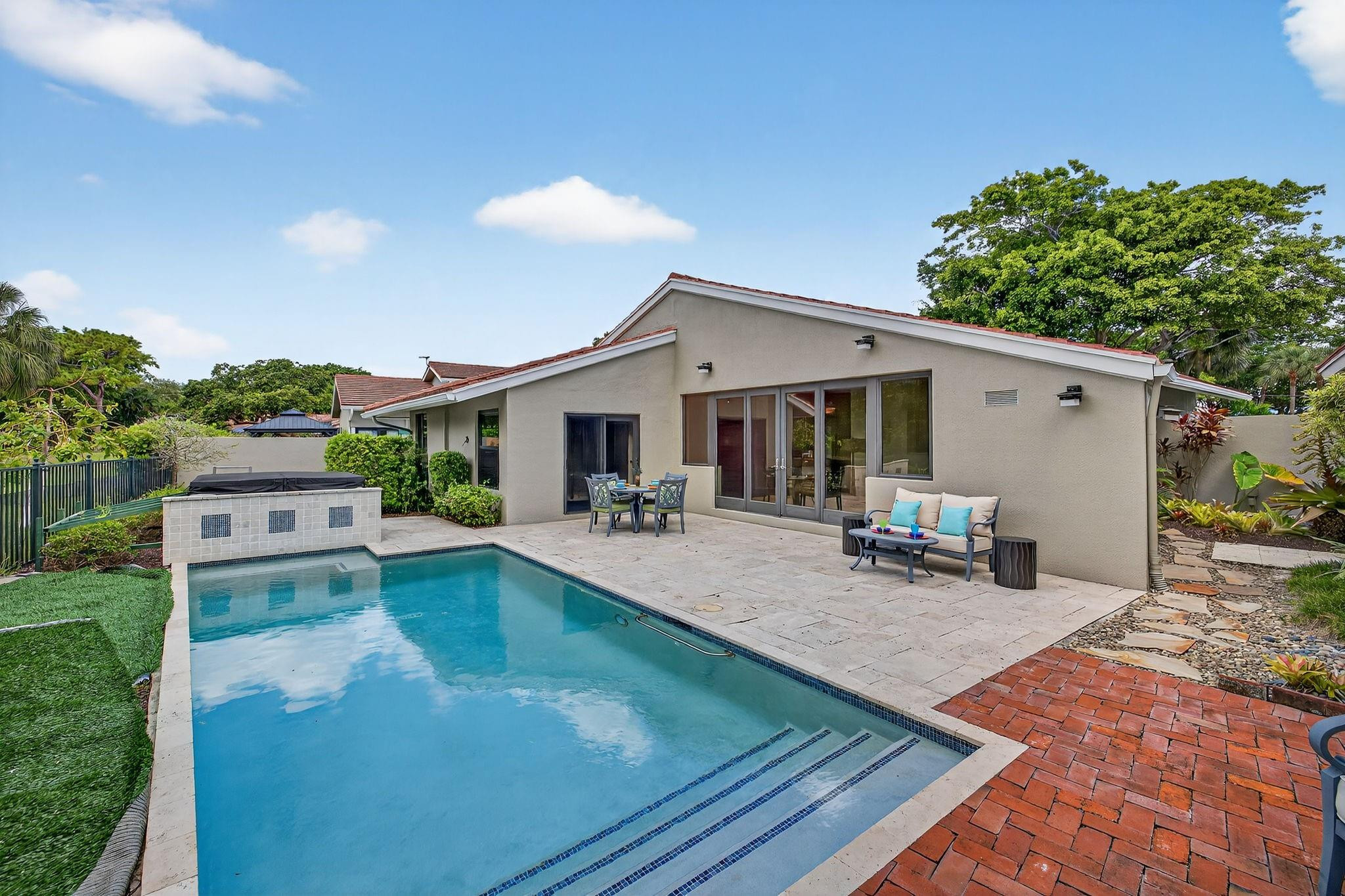 2754 Deer Creek Kelly Brooke Lane