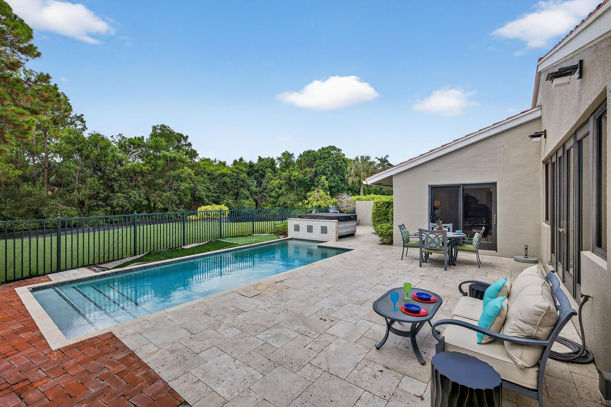 2754 Deer Creek Kelly Brooke Lane