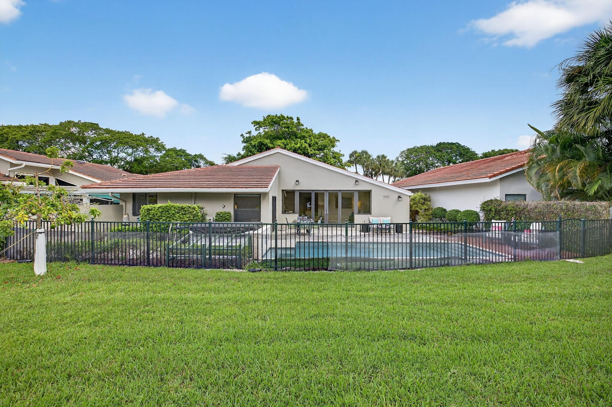 2754 Deer Creek Kelly Brooke Lane