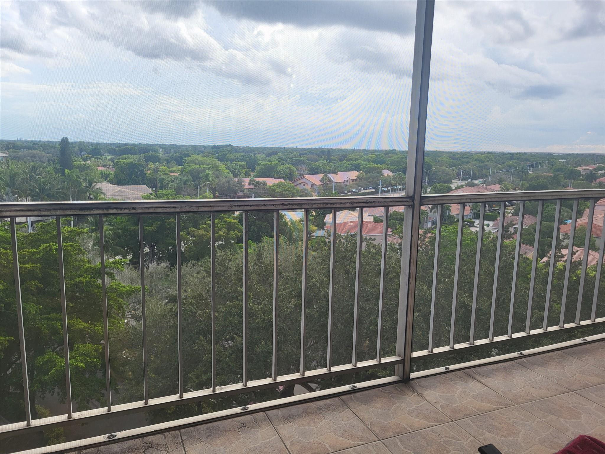 10777 W Sample Road 904