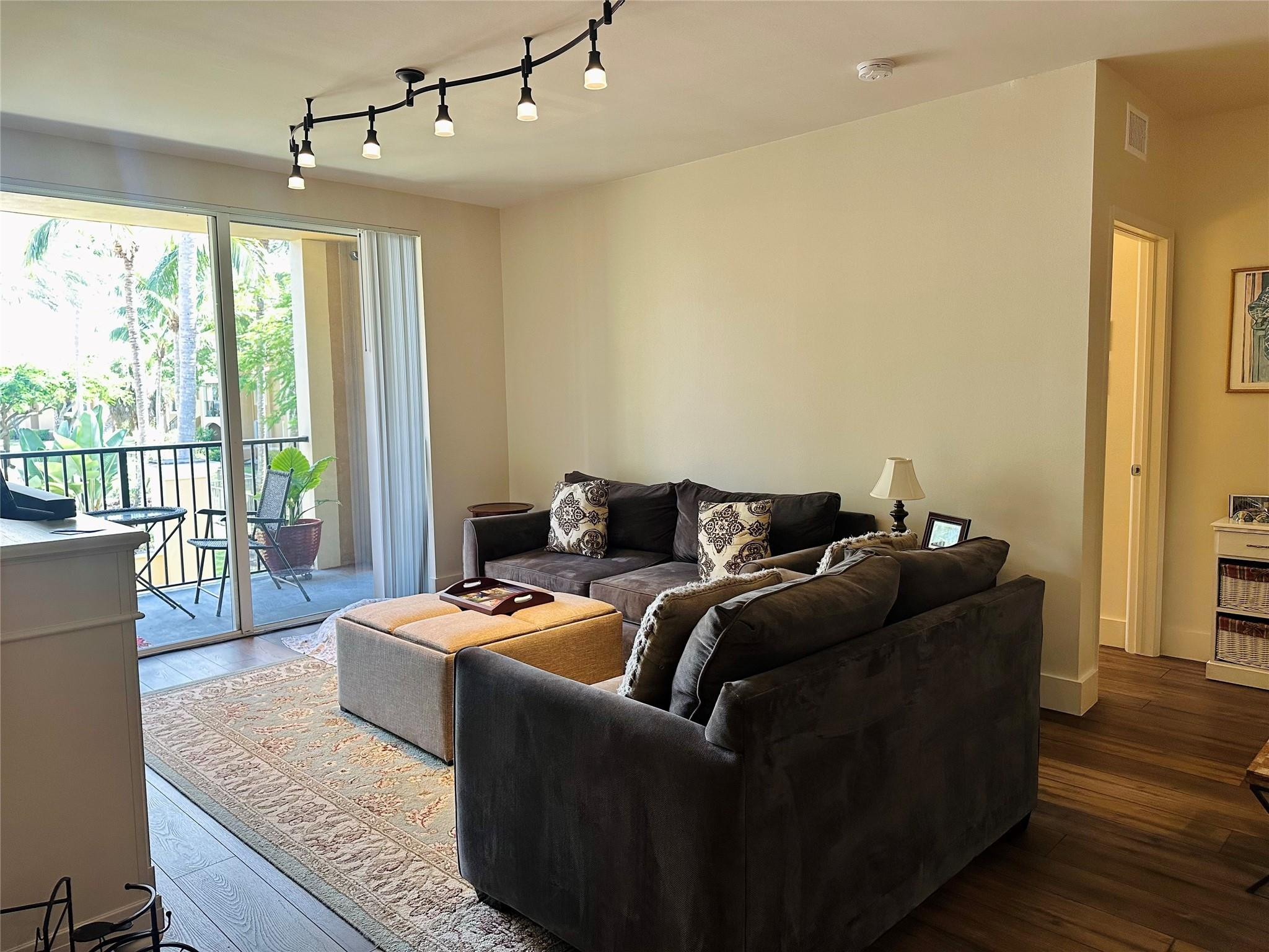 7940 Nob Hill Road 206