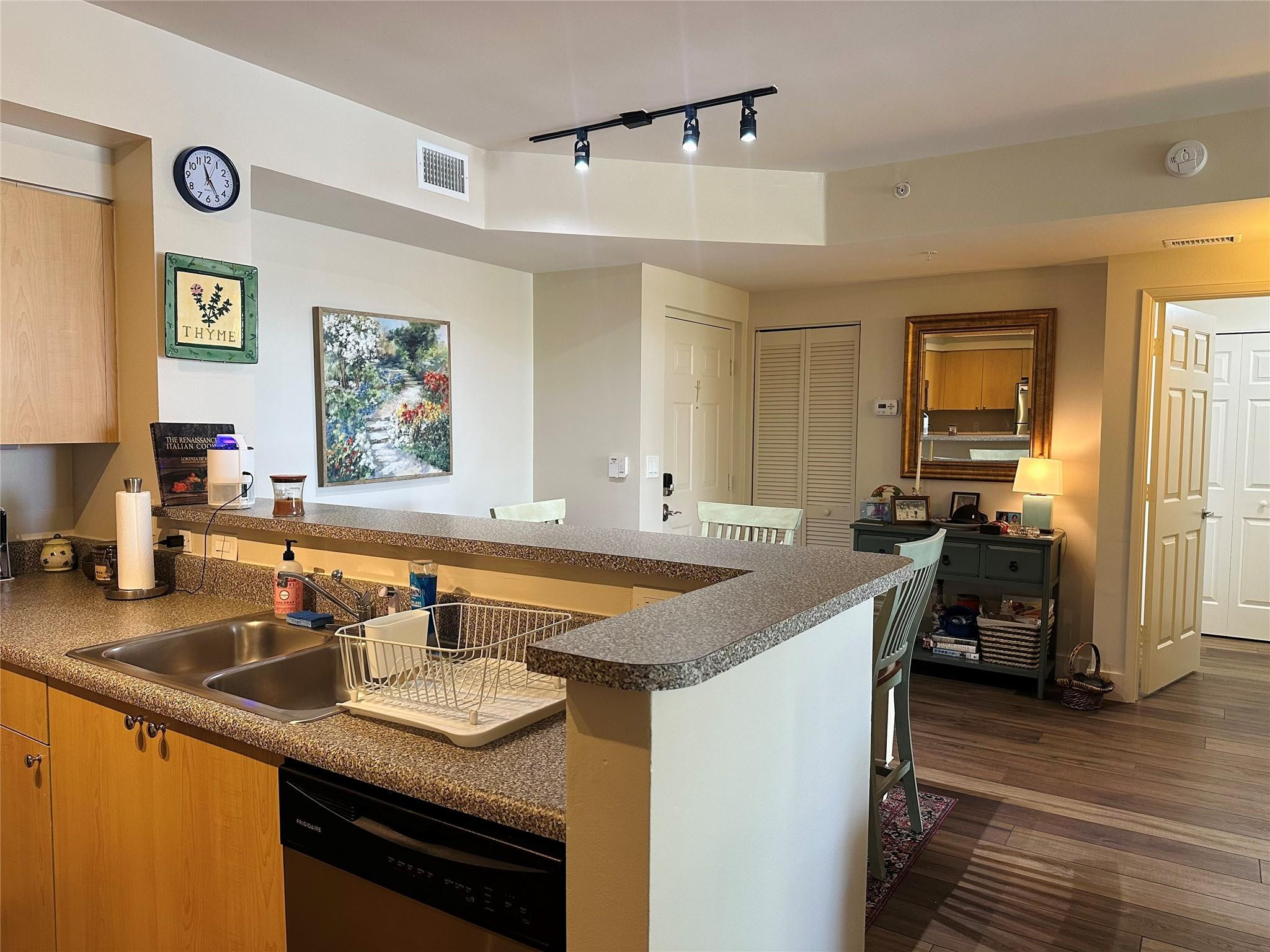 7940 Nob Hill Road 206