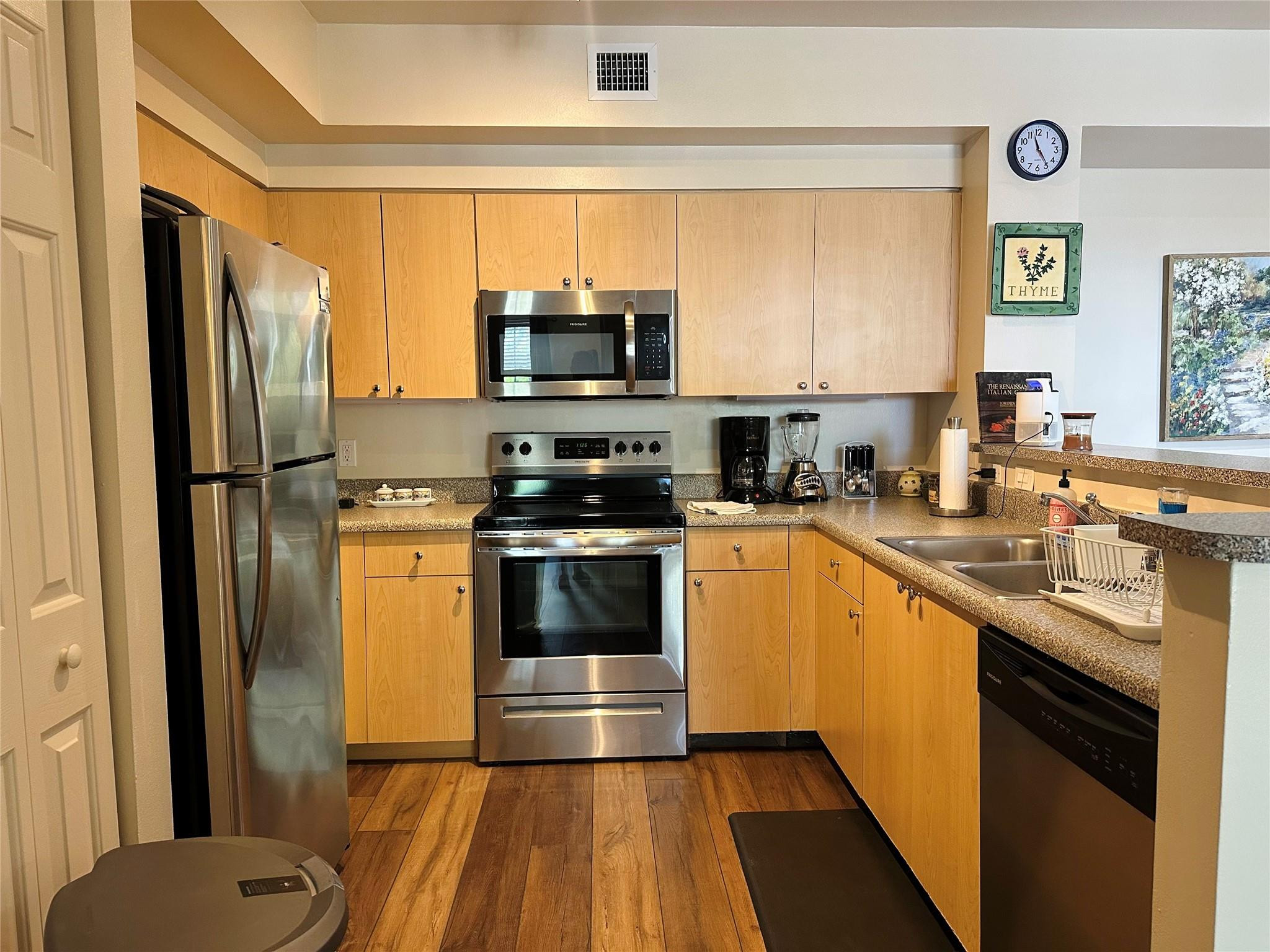7940 Nob Hill Road 206