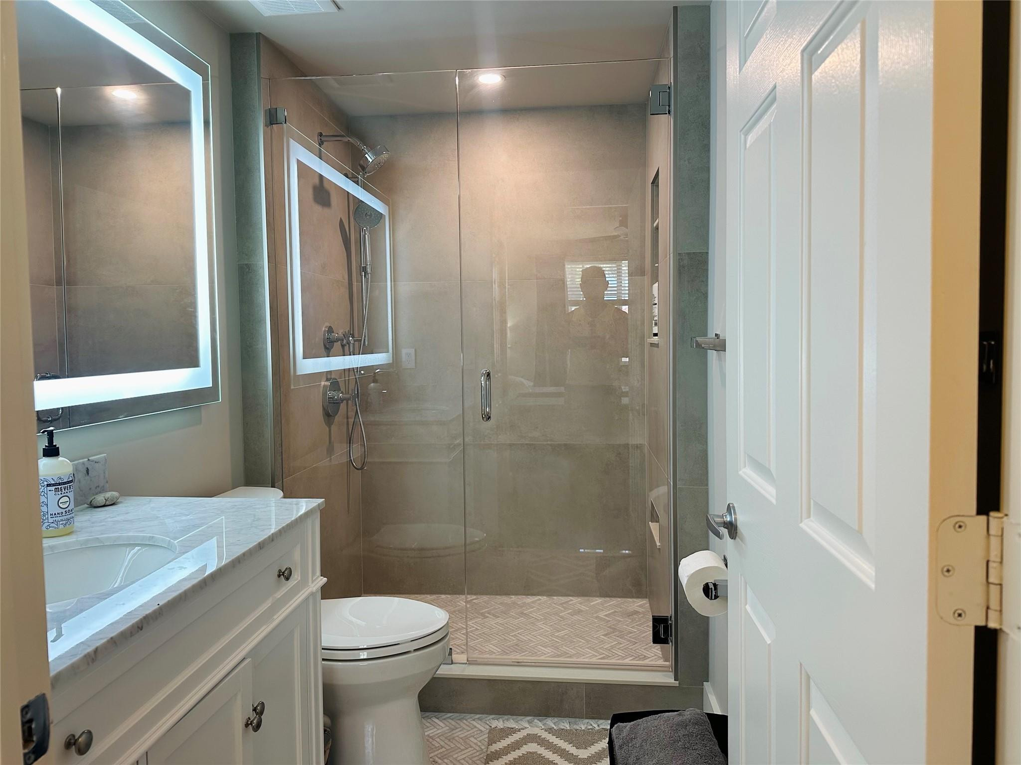 7940 Nob Hill Road 206