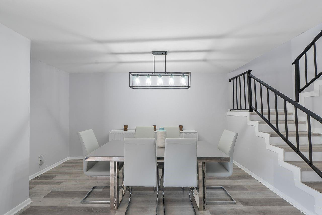 400 Commodore Drive 316