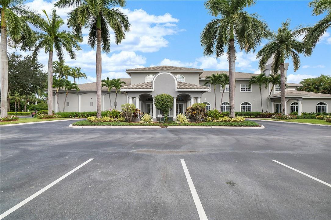 5690 Emerald Cay Terrace 5690