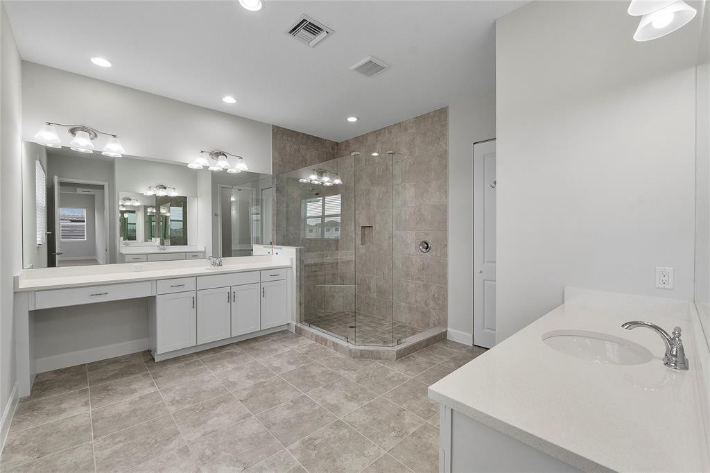 5223 Liberty Lane