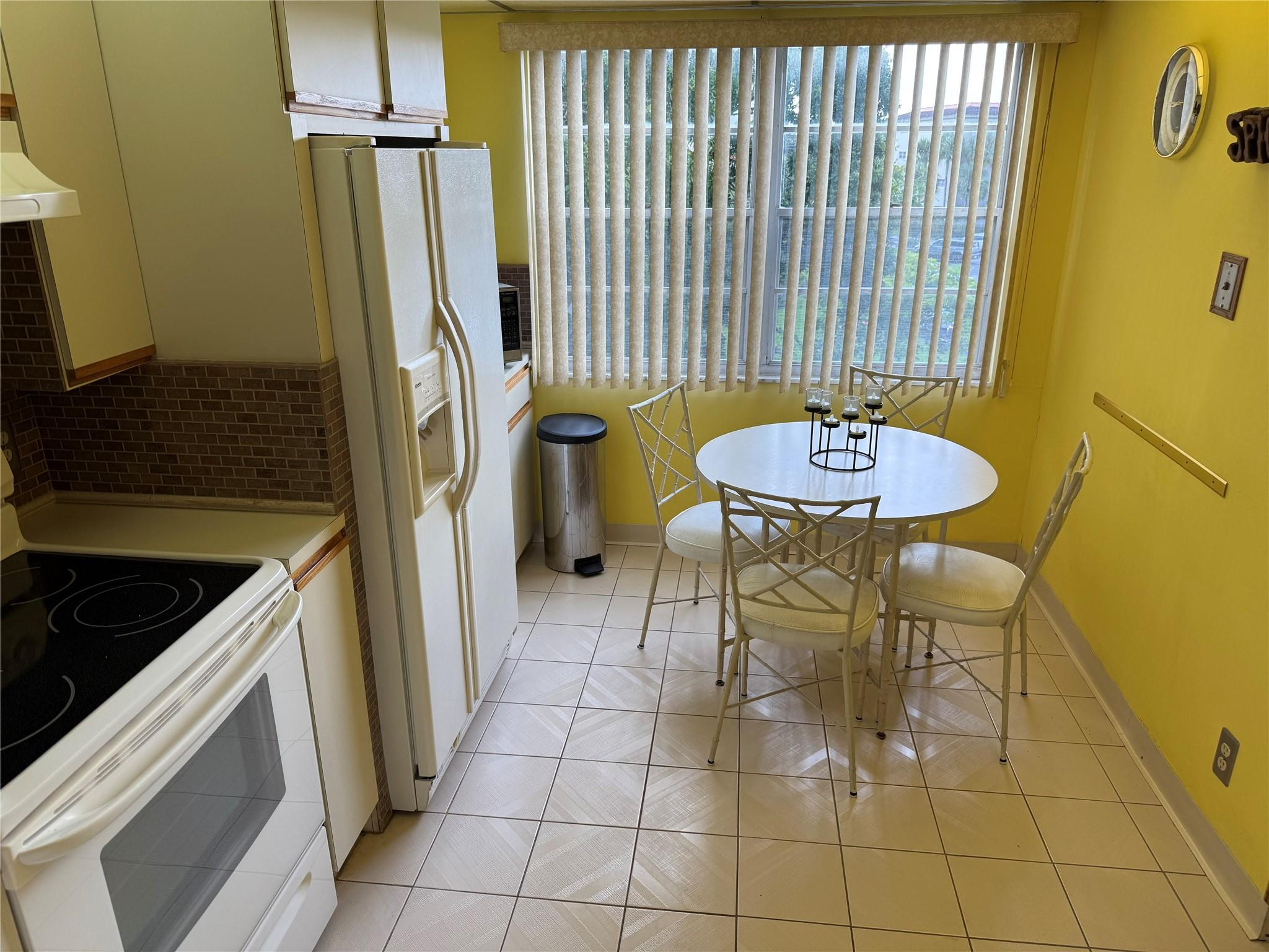 2903 SE Victoria Circle 03