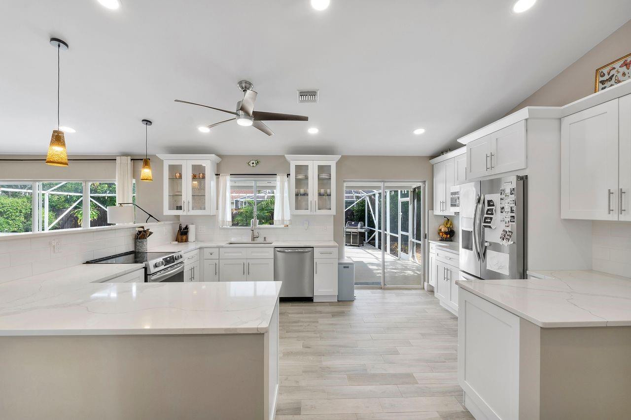 4061 NW 54th Court