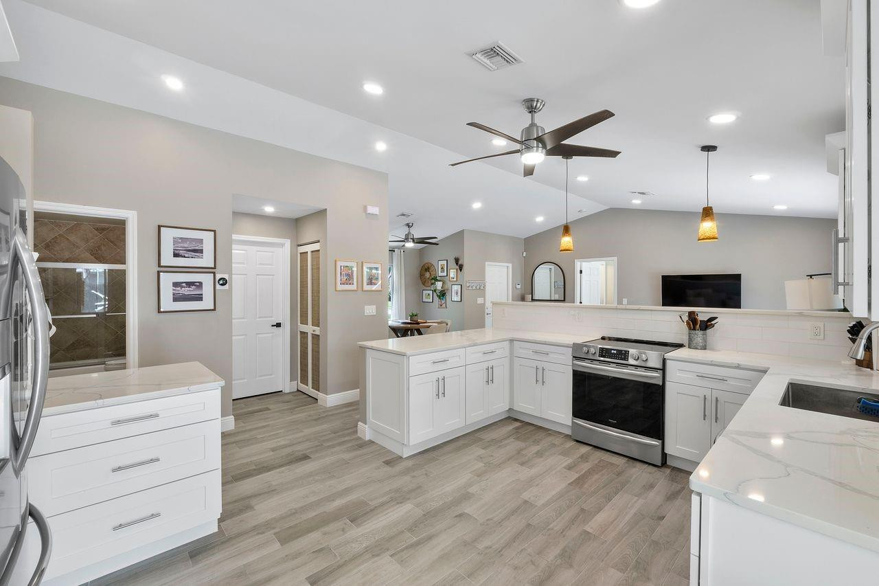 4061 NW 54th Court