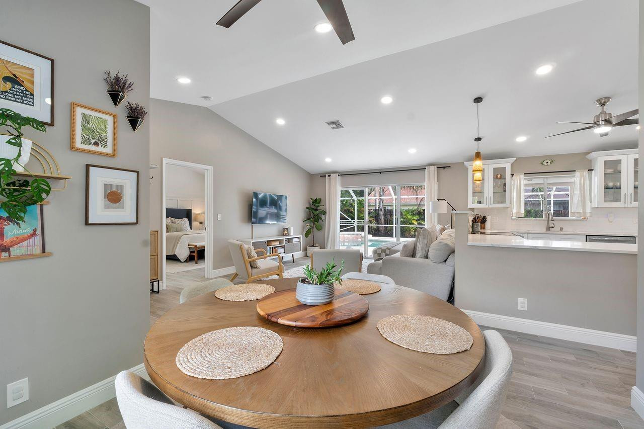 4061 NW 54th Court