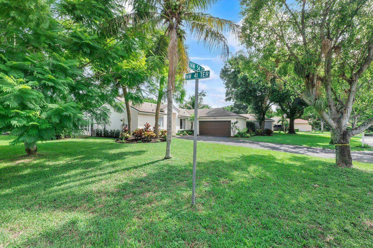 4061 NW 54th Court