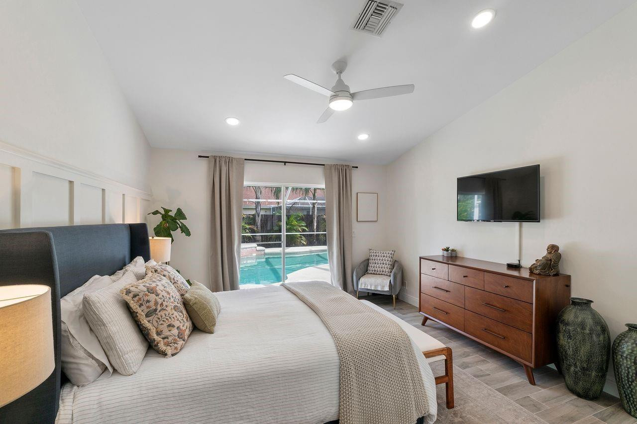 4061 NW 54th Court
