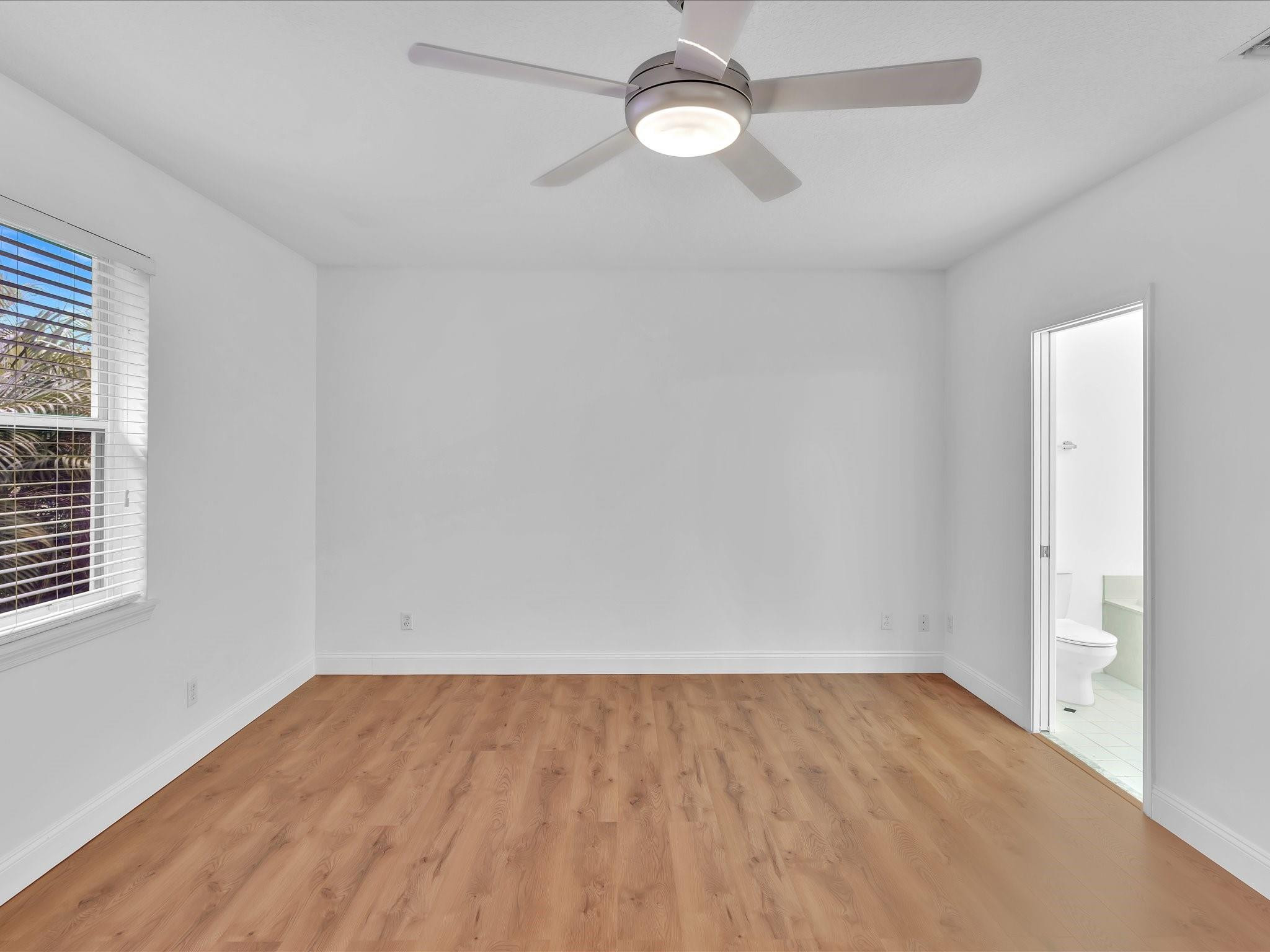 812 SE 4th Court