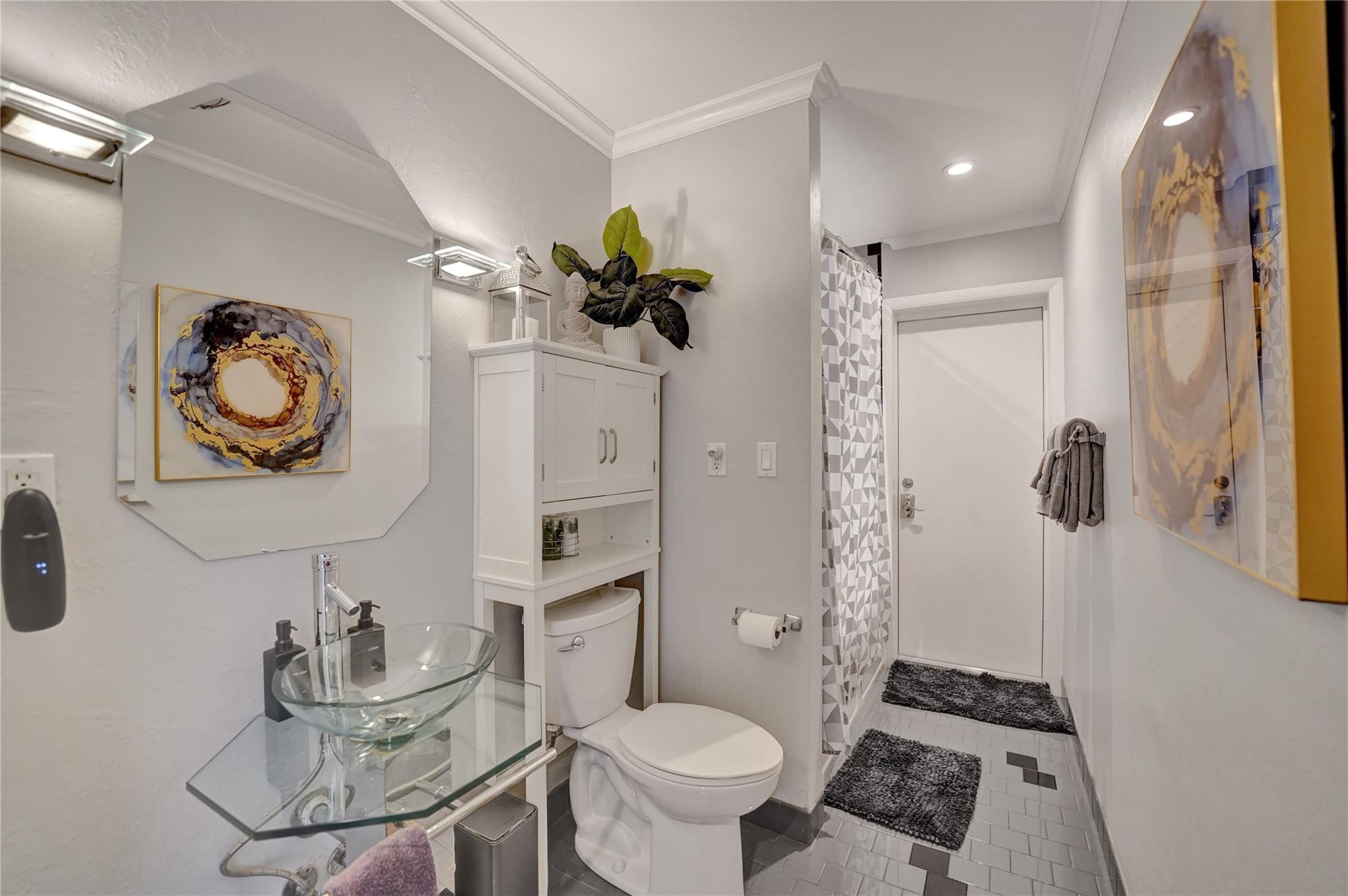 1280 NE 40th Street
