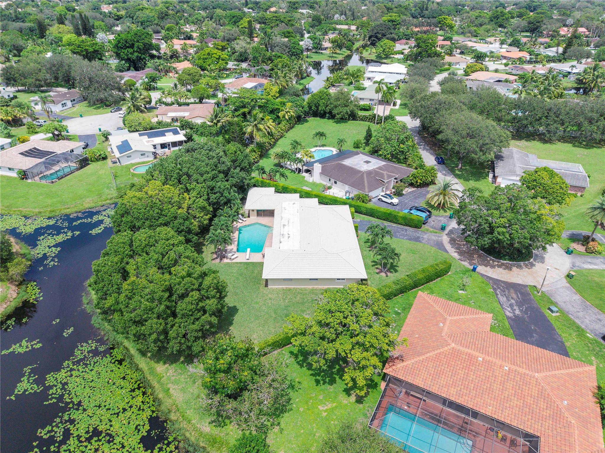 3663 NW 99th Terrace