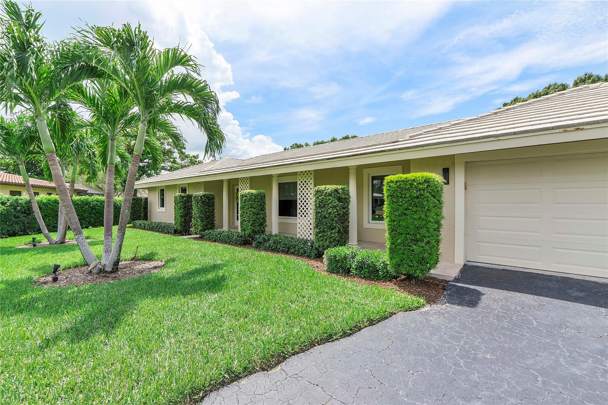 3663 NW 99th Terrace