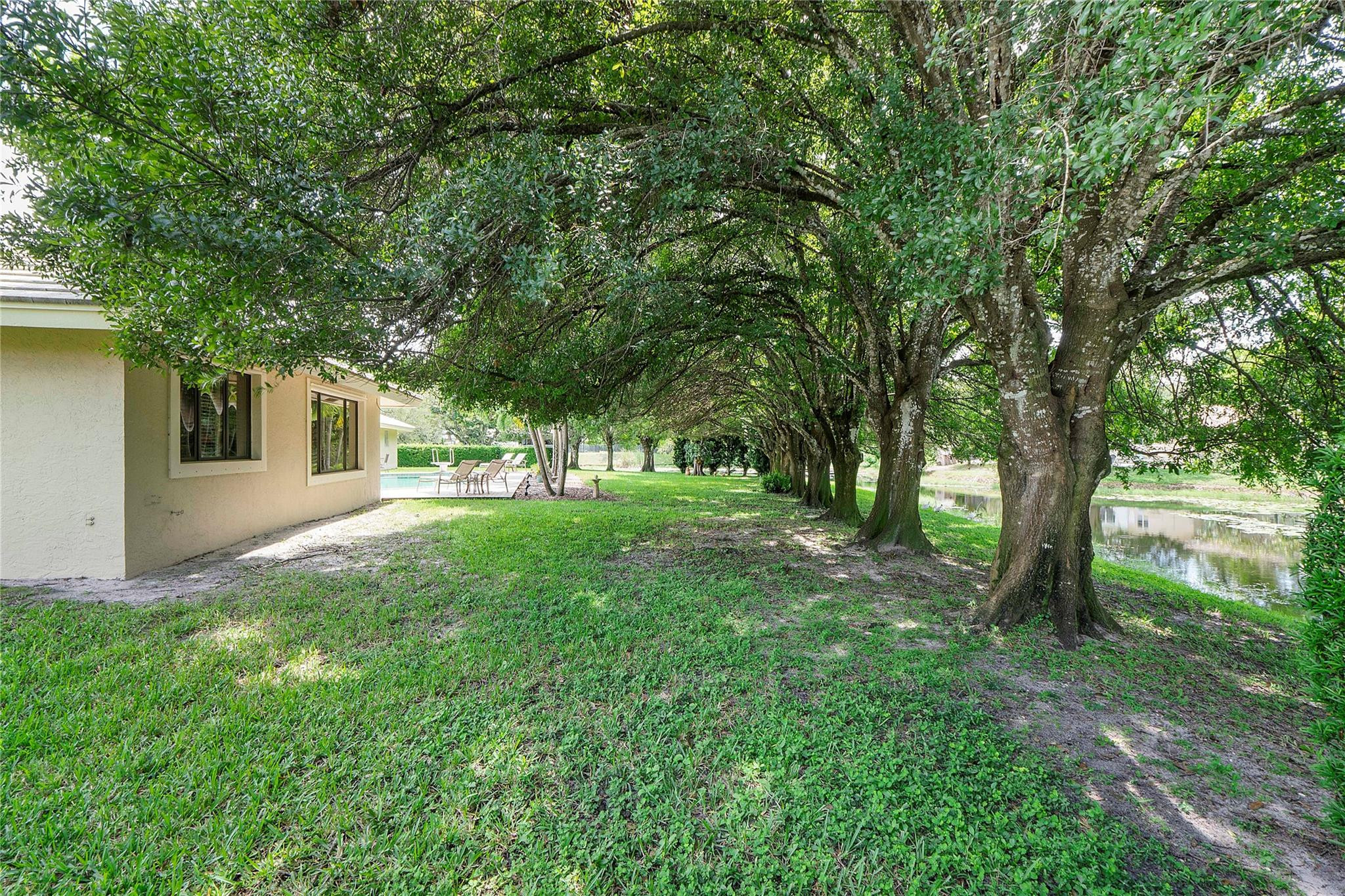 3663 NW 99th Terrace