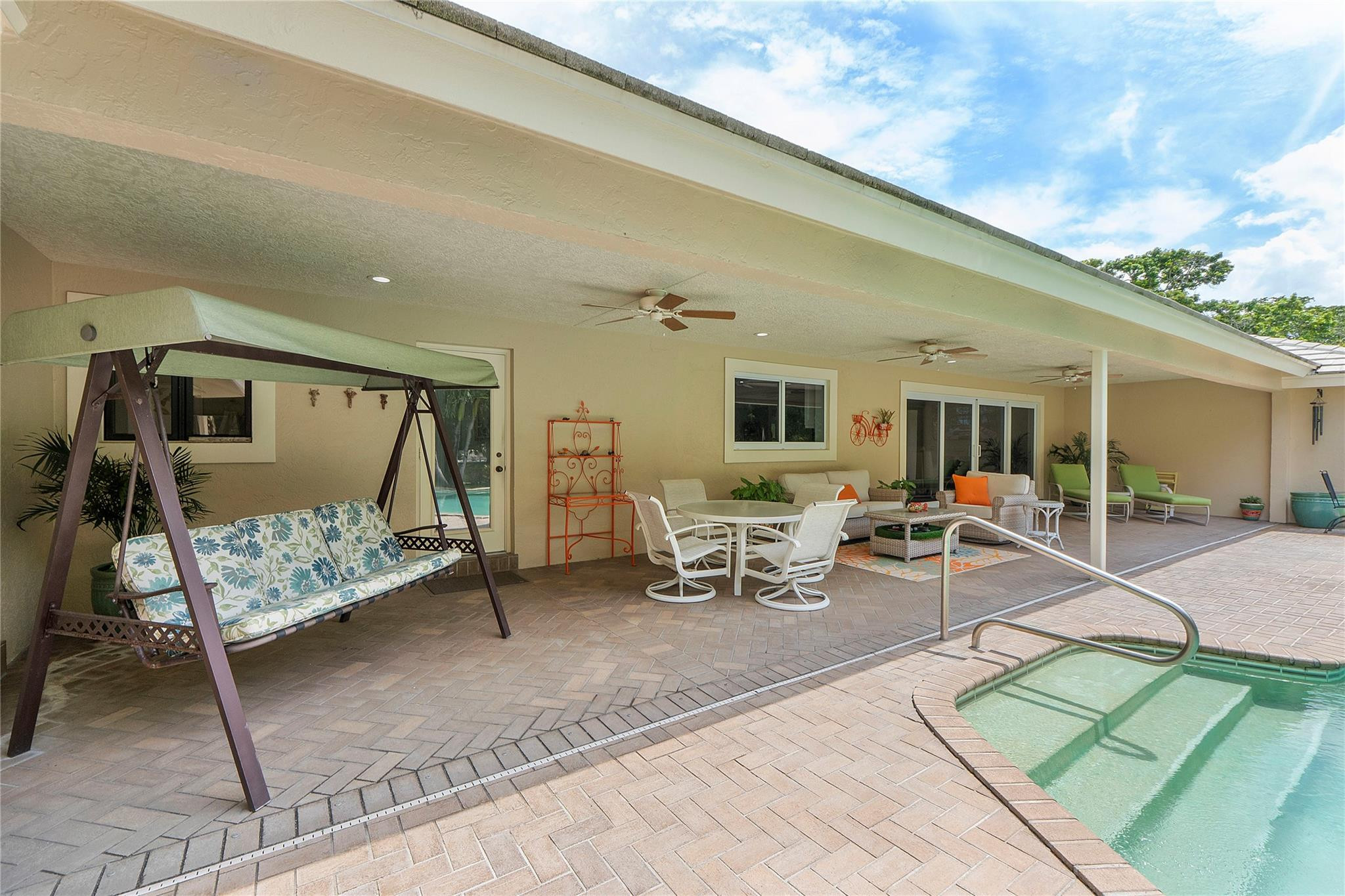 3663 NW 99th Terrace