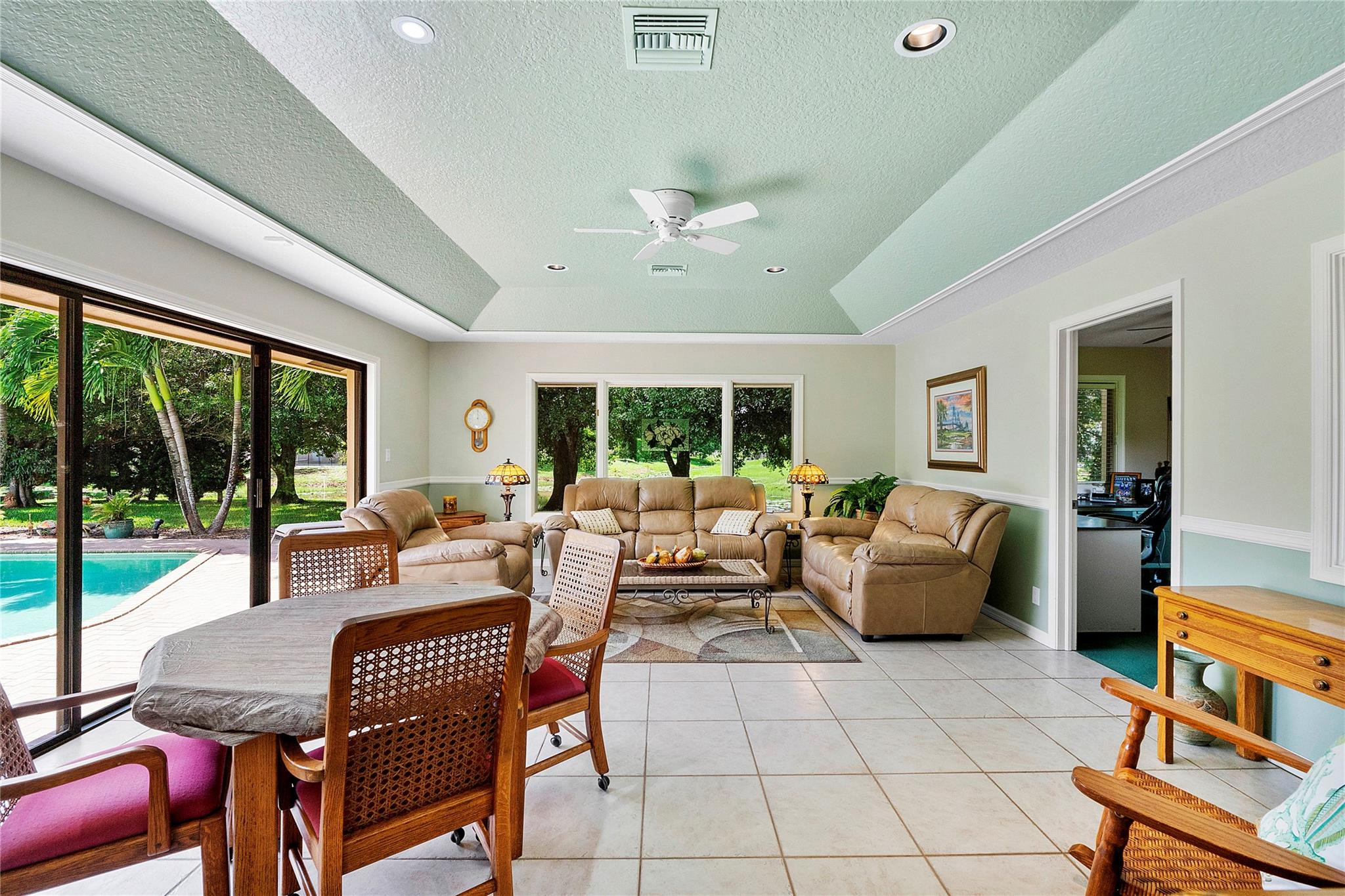 3663 NW 99th Terrace