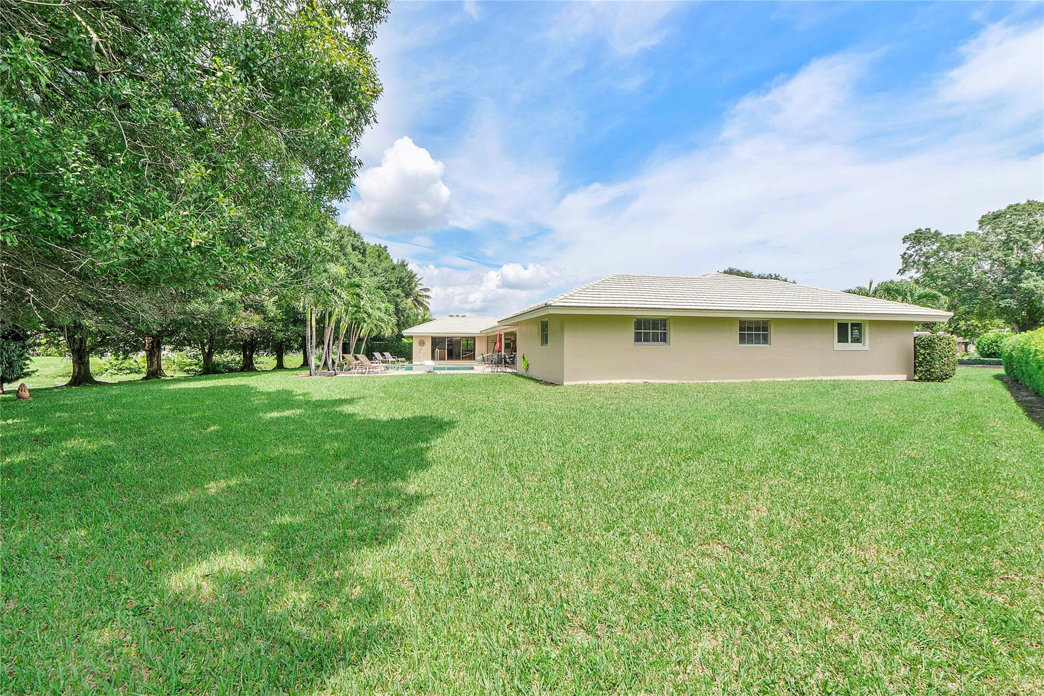 3663 NW 99th Terrace