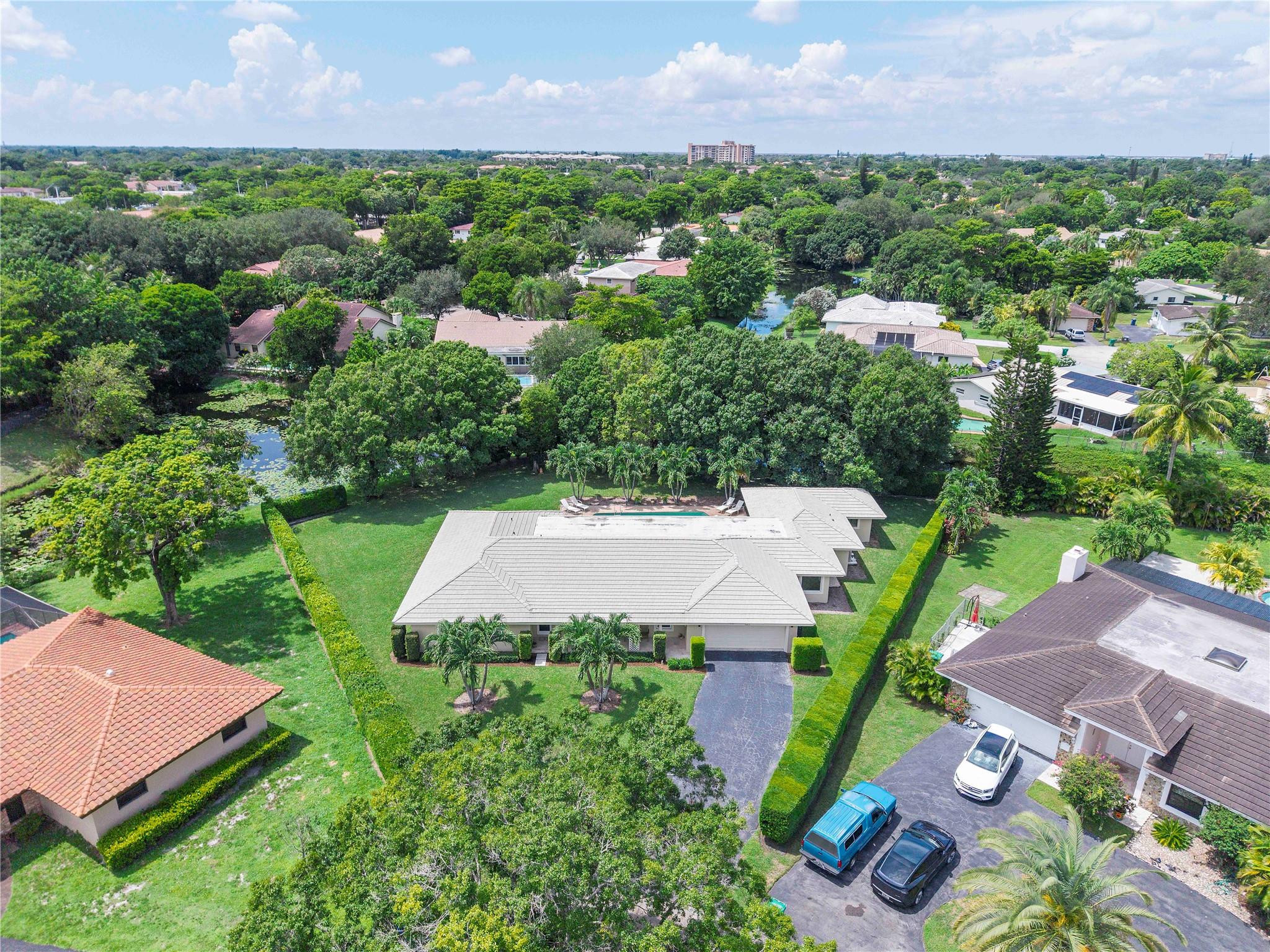 3663 NW 99th Terrace