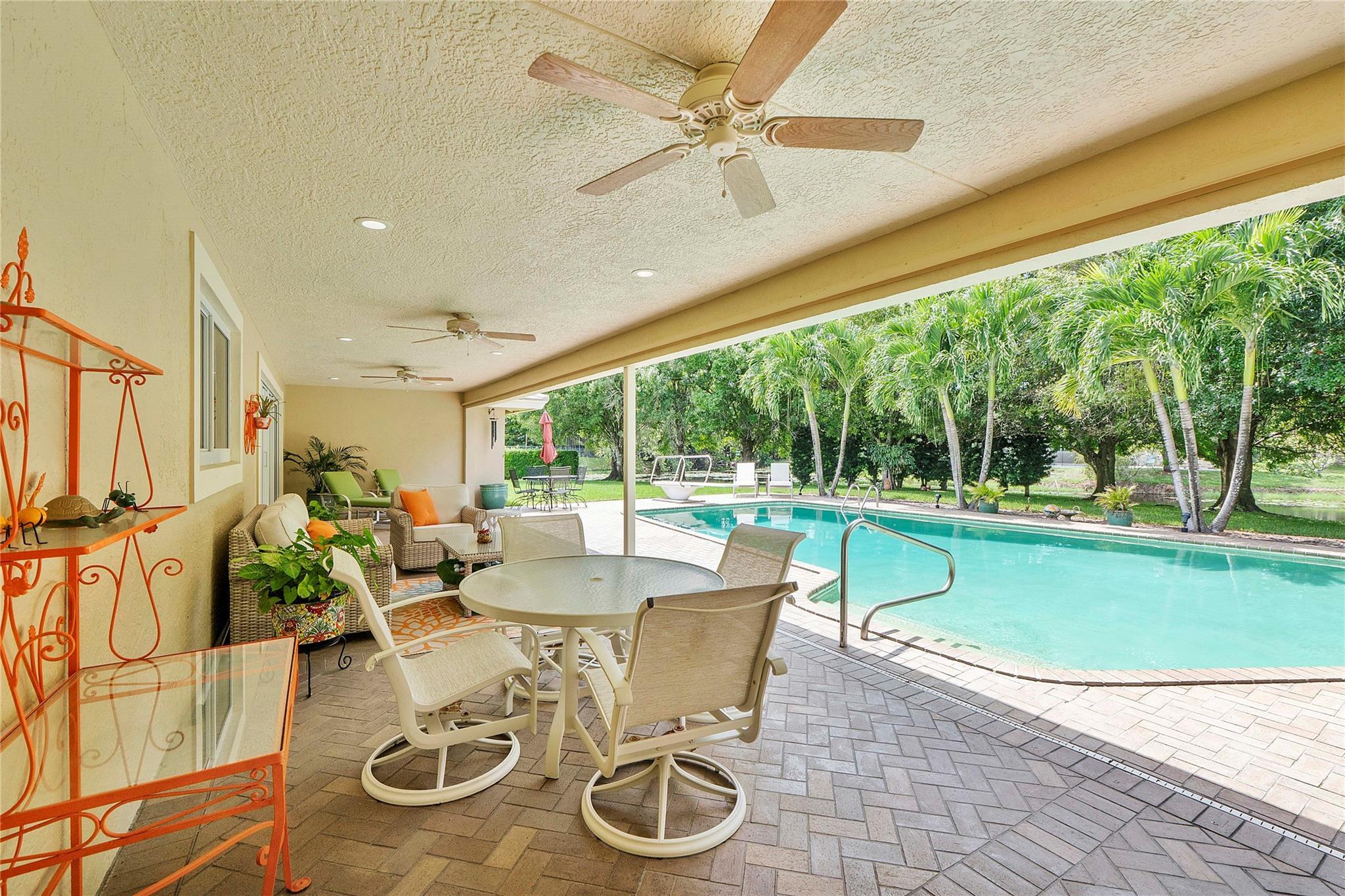 3663 NW 99th Terrace