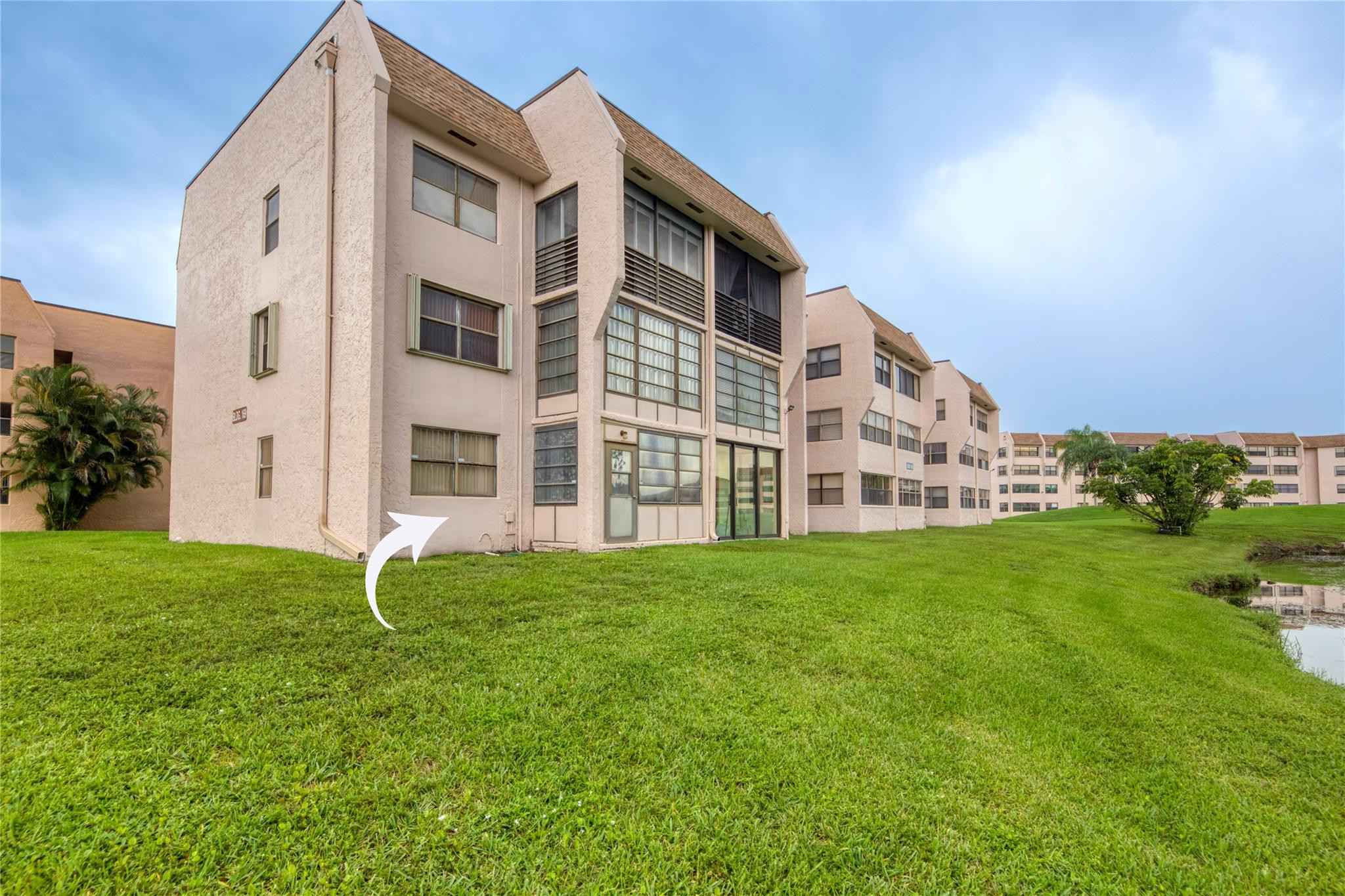 10220 NW 30th Court 112