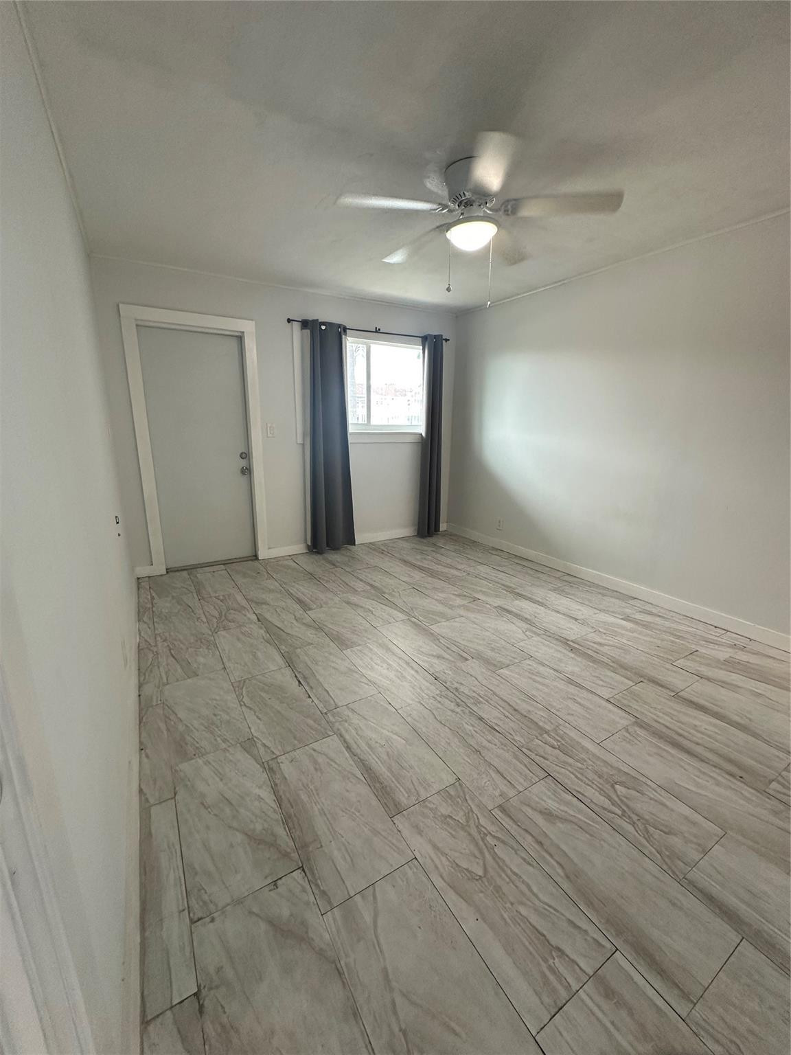 2175 NE 56th Street 106