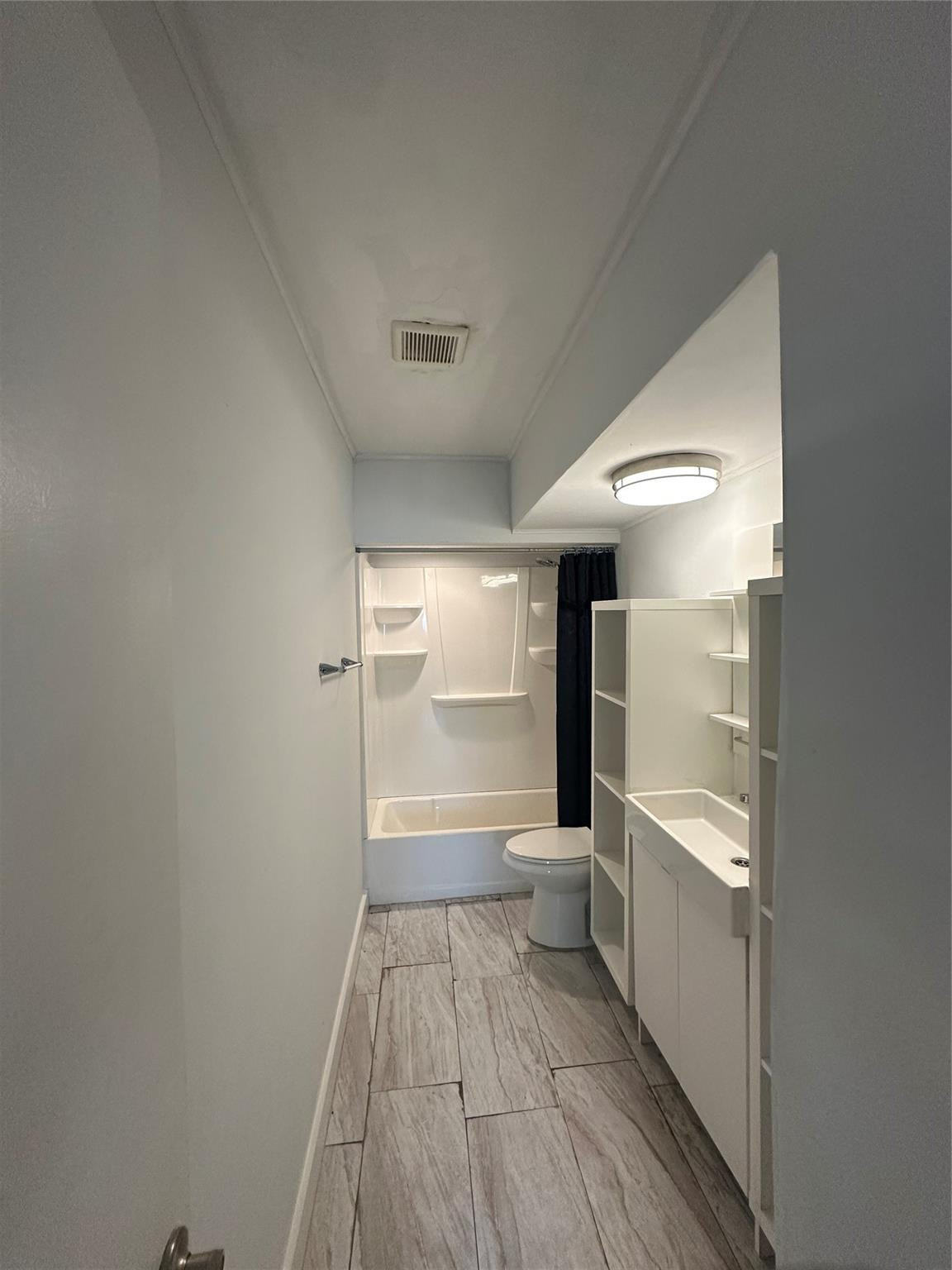 2175 NE 56th Street 106