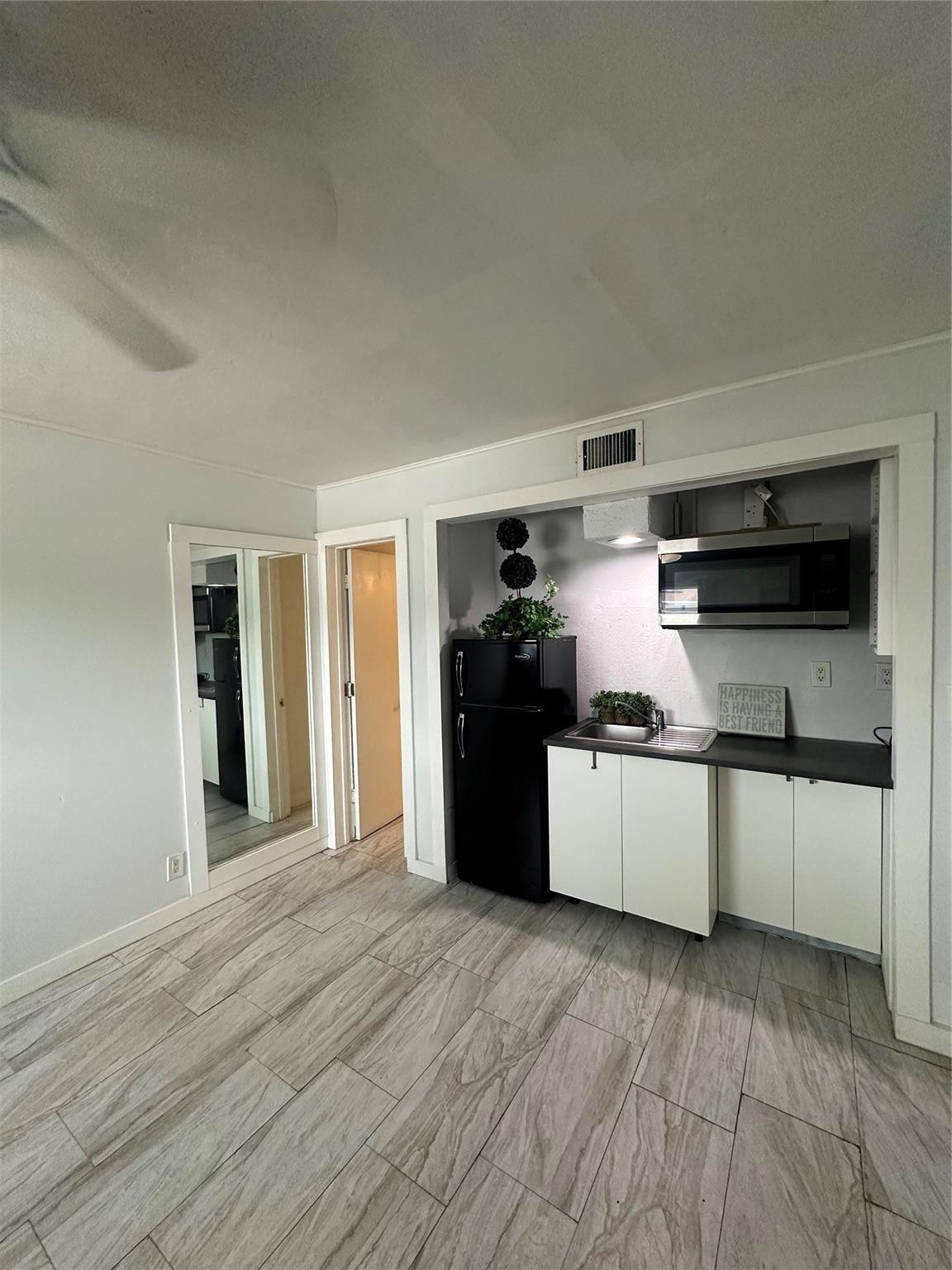 2175 NE 56th Street 106