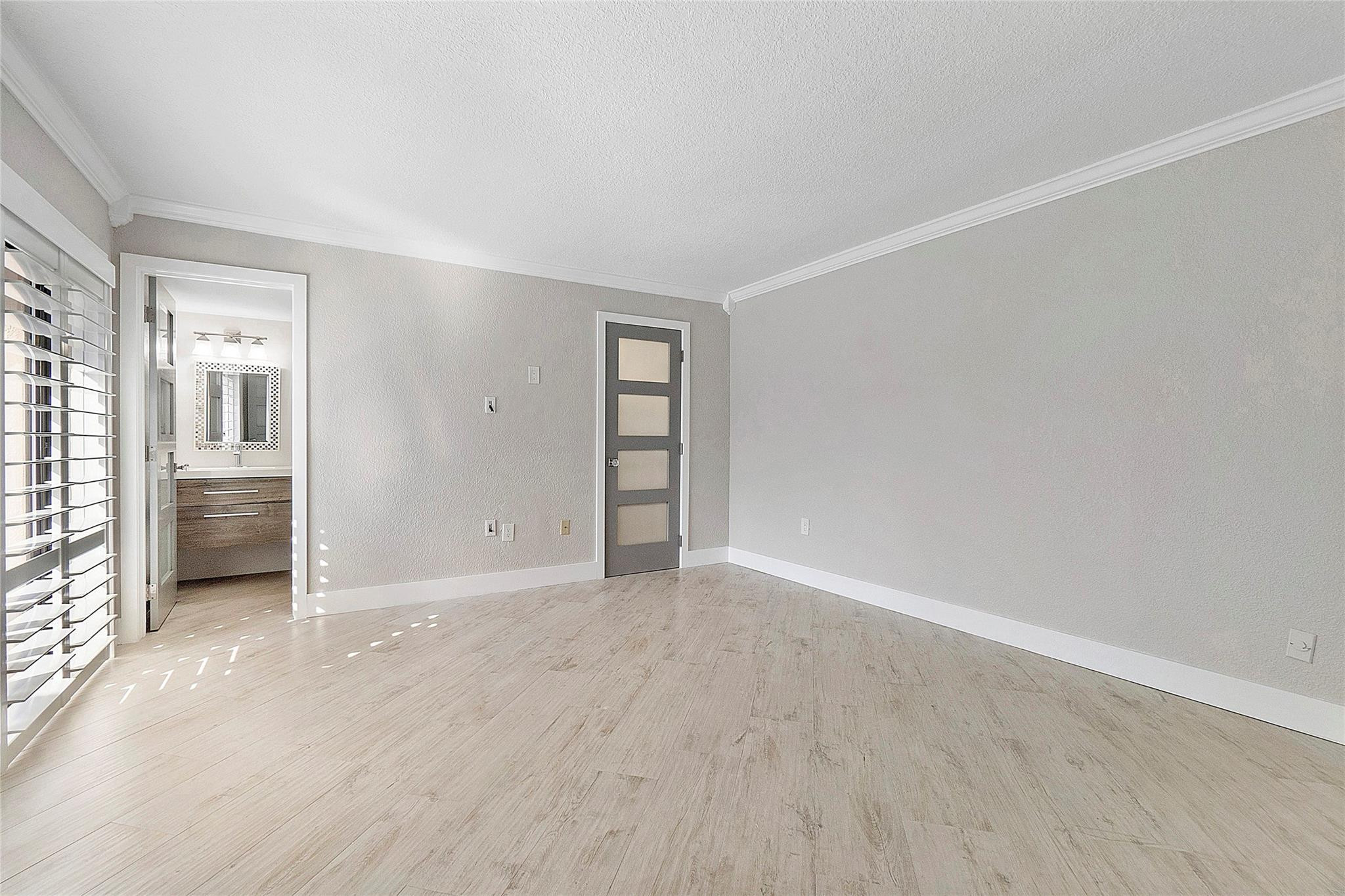 825 Center Street 4 A