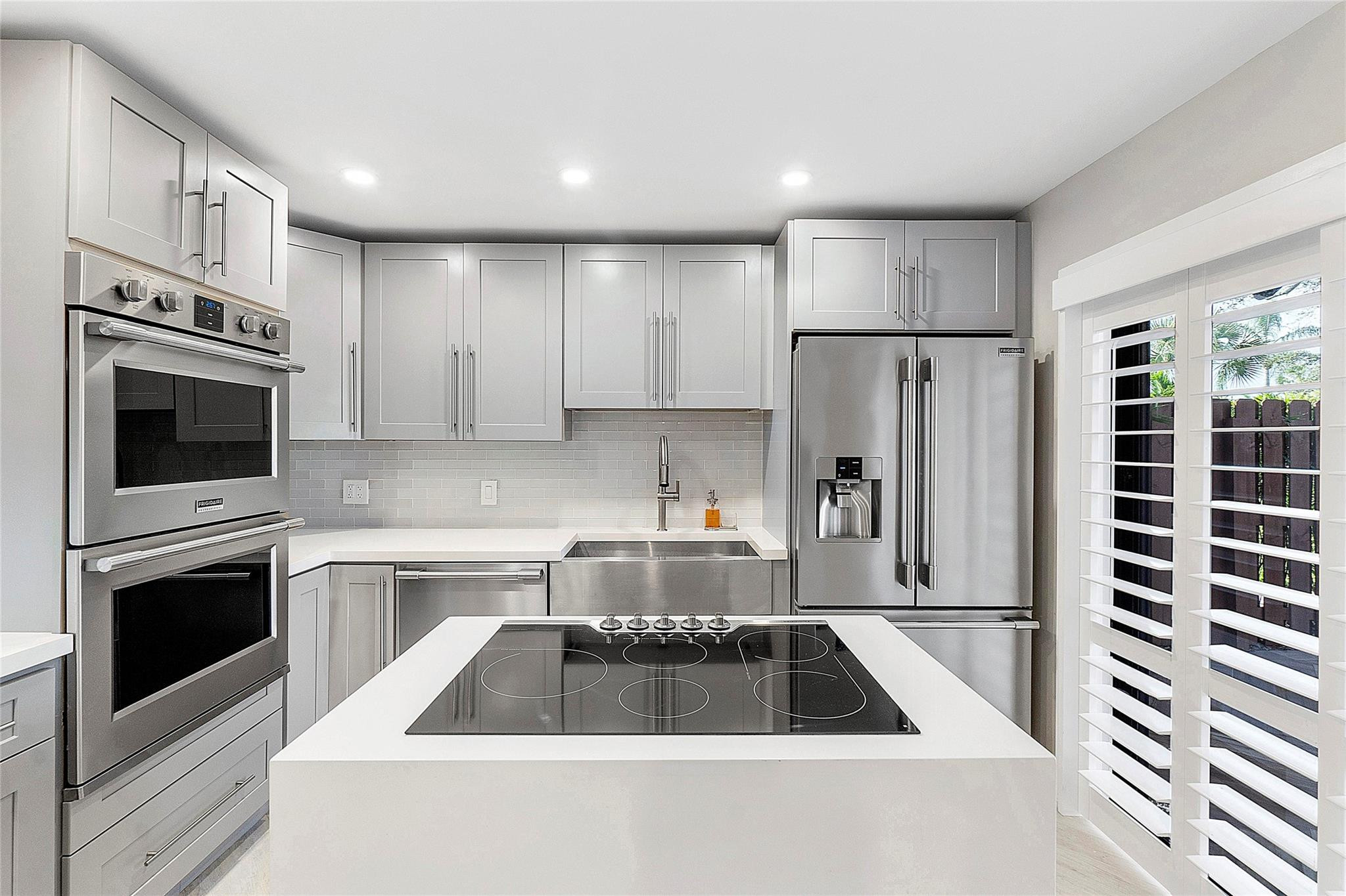 825 Center Street 4 A