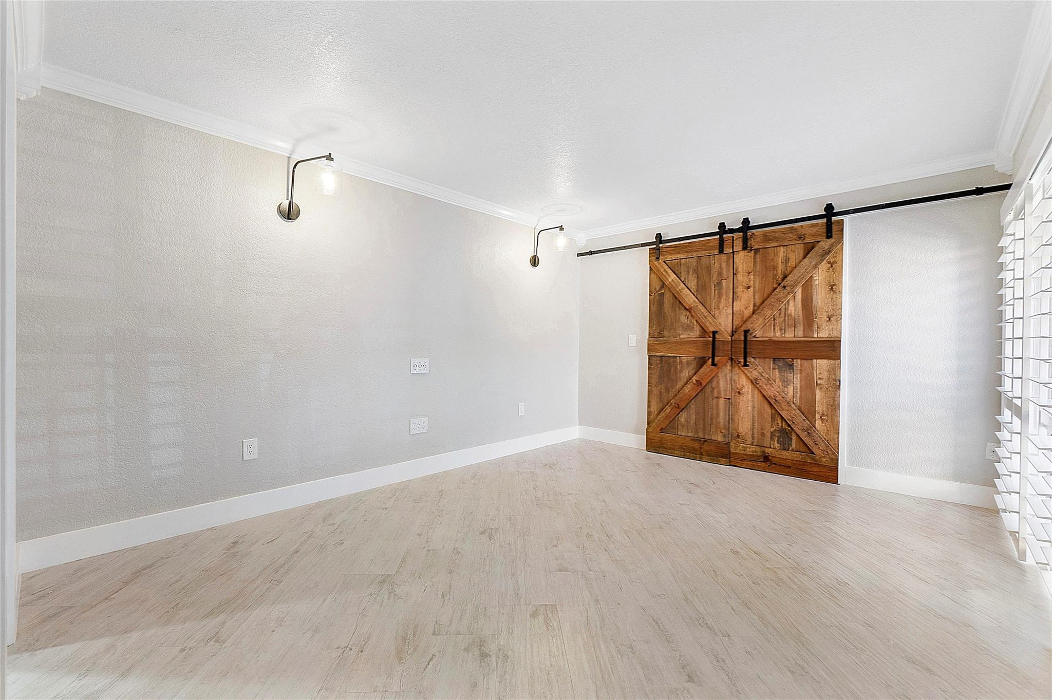 825 Center Street 4 A