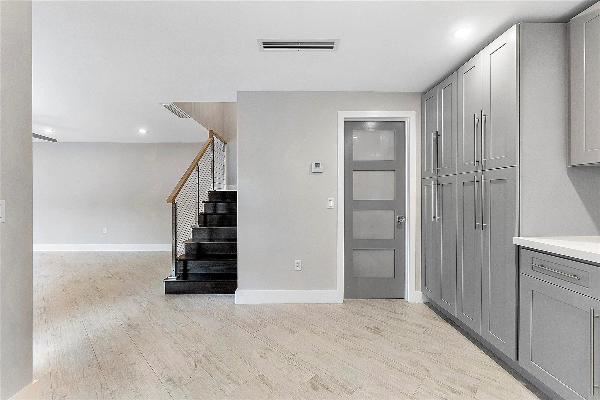 825 Center Street 4 A