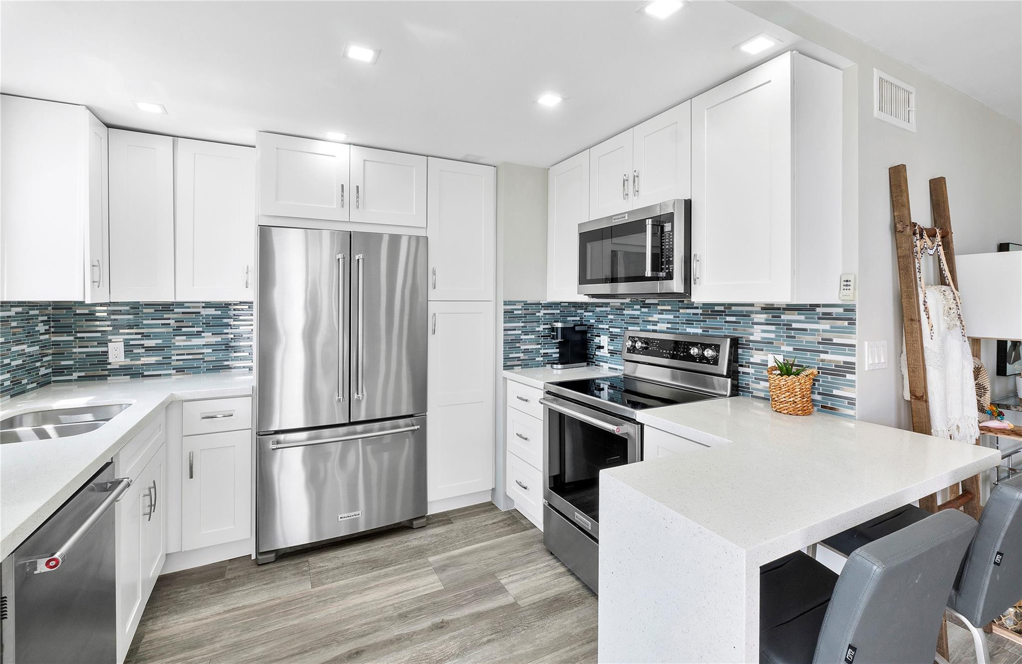 1010 S Ocean Boulevard 504