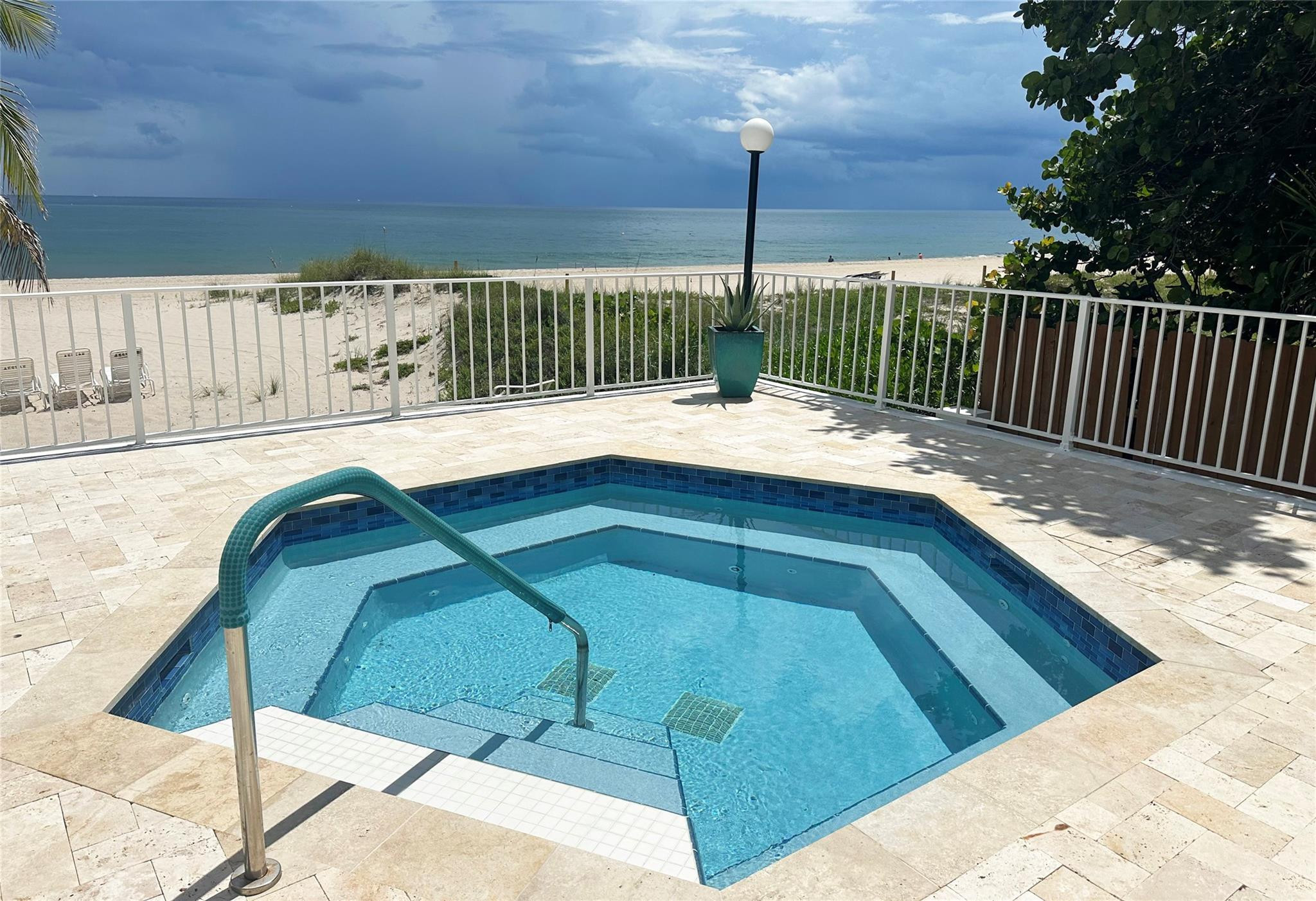 1010 S Ocean Boulevard 504