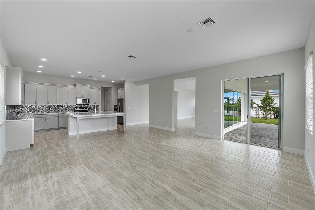 5217 Liberty Lane