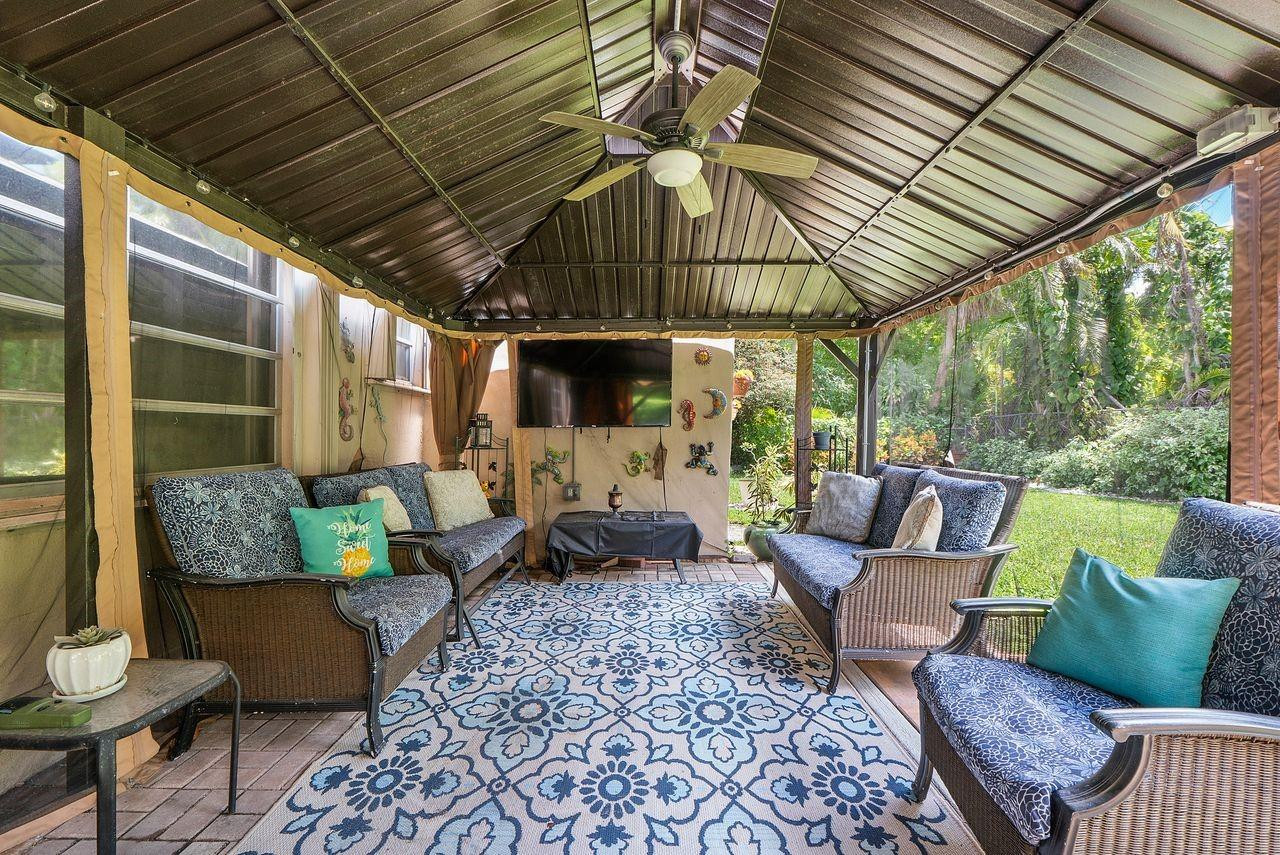 6444 NW 19th Court